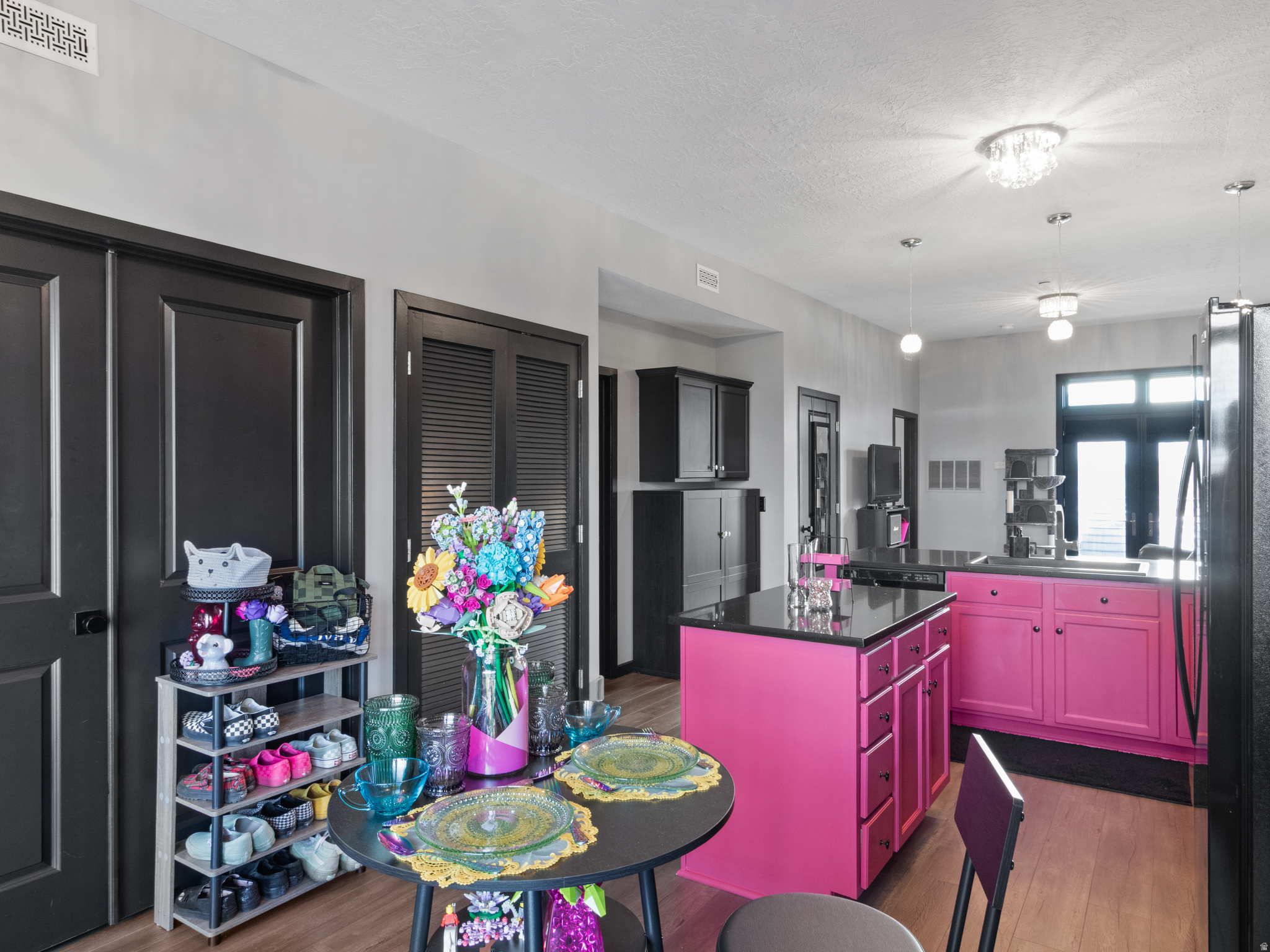 CENTRAL POINTE CONDOS - Residential