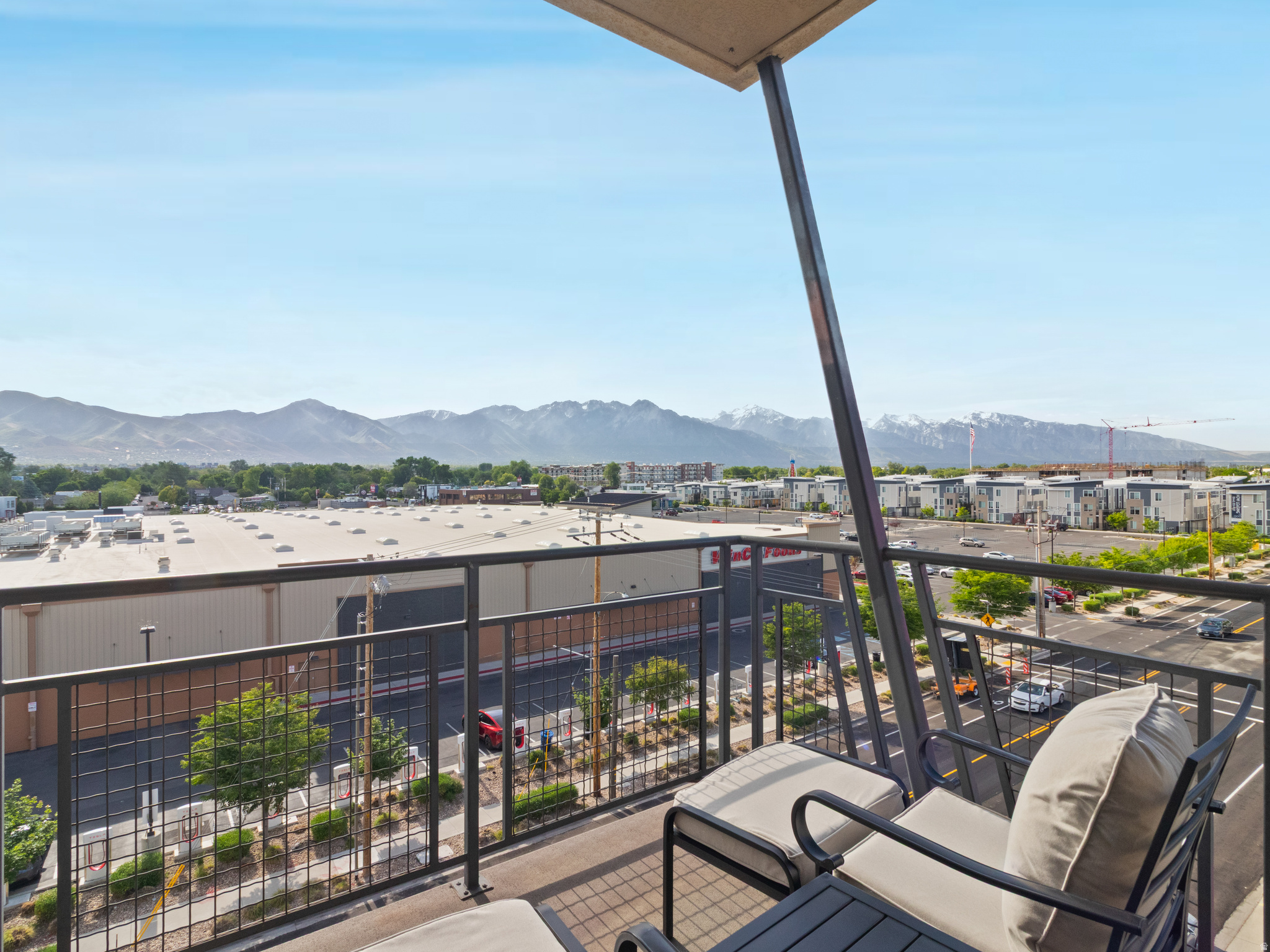 CENTRAL POINTE CONDOS - Residential