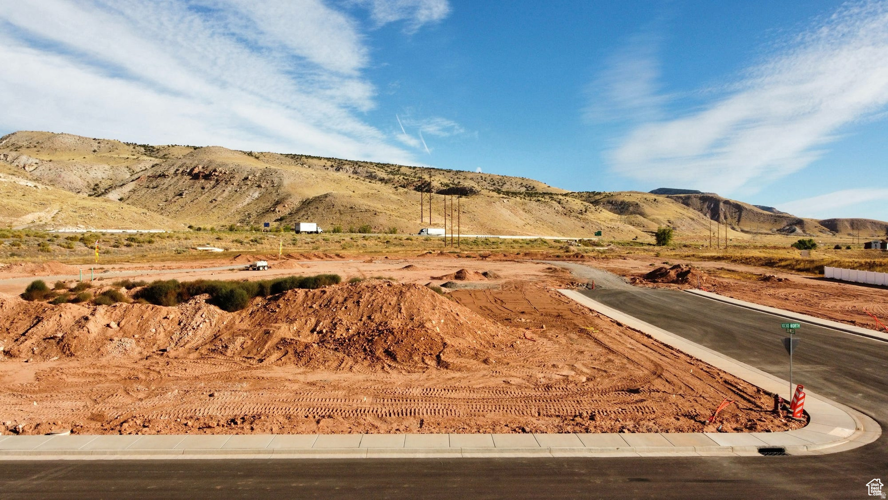COTTONWOOD CORNER PHASE 1 - Land