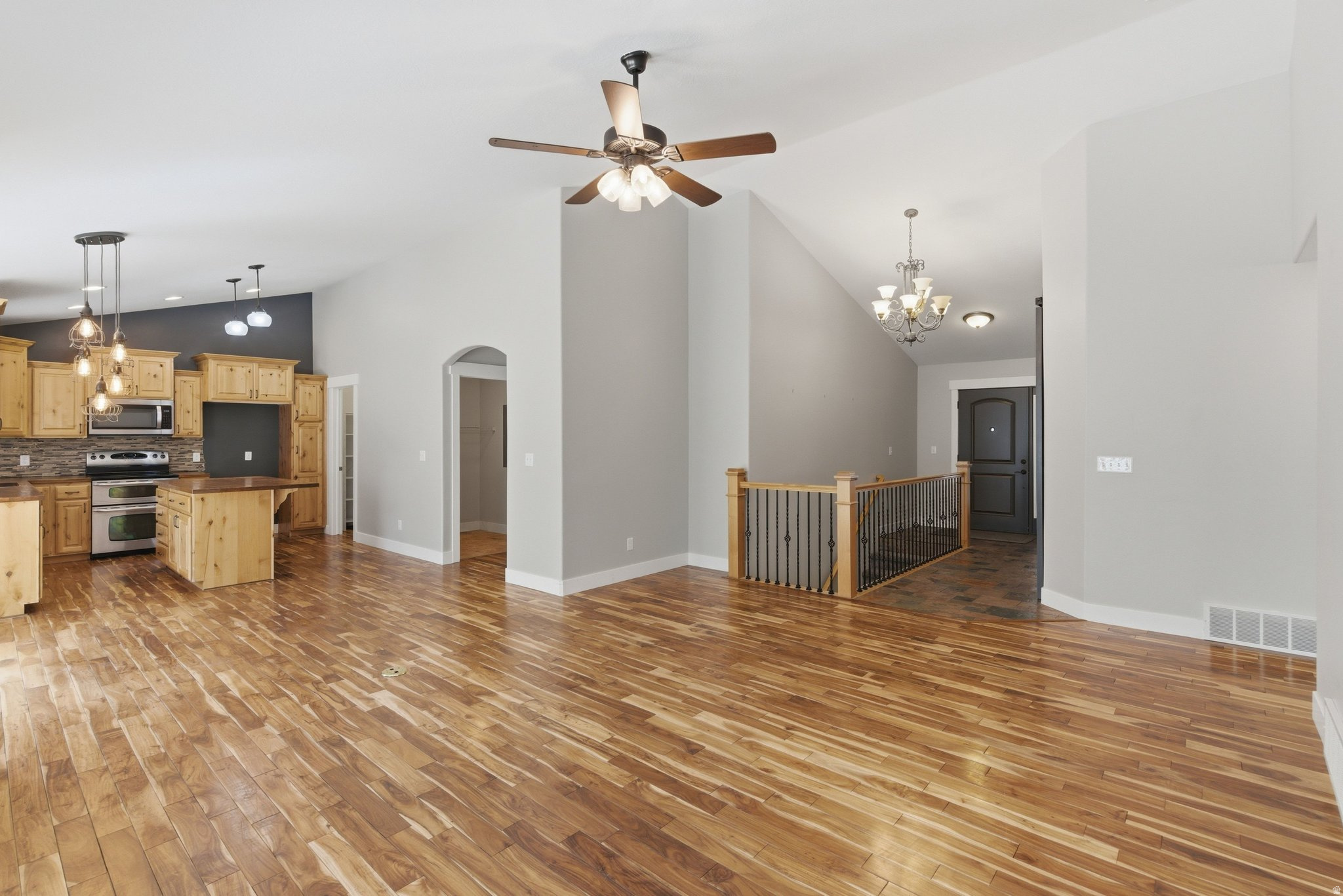 OAK SUMMIT - Residential