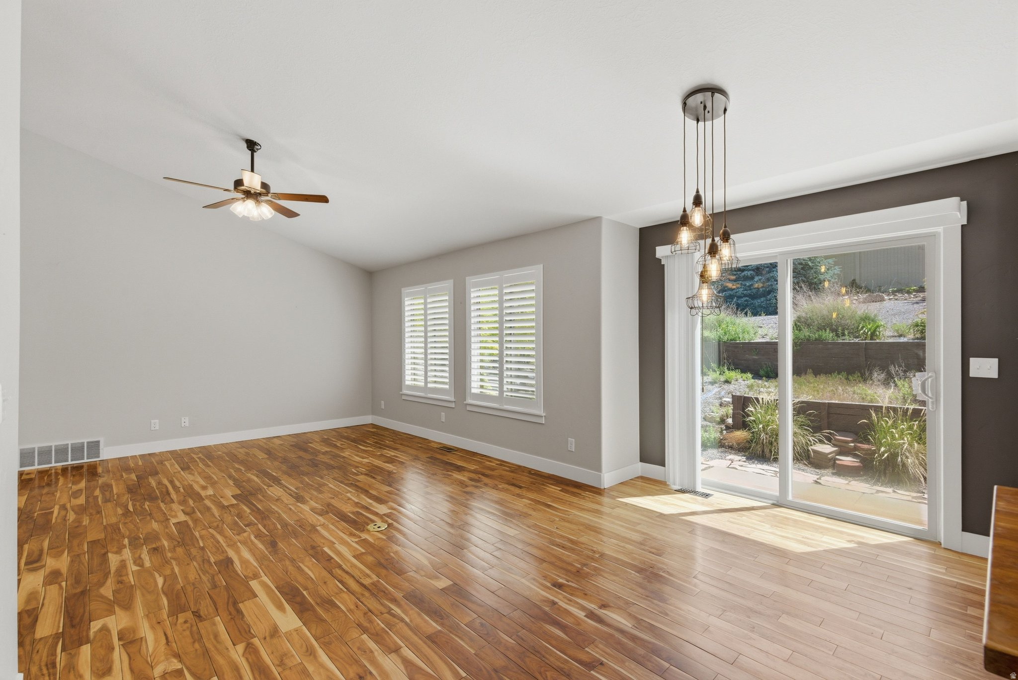 OAK SUMMIT - Residential
