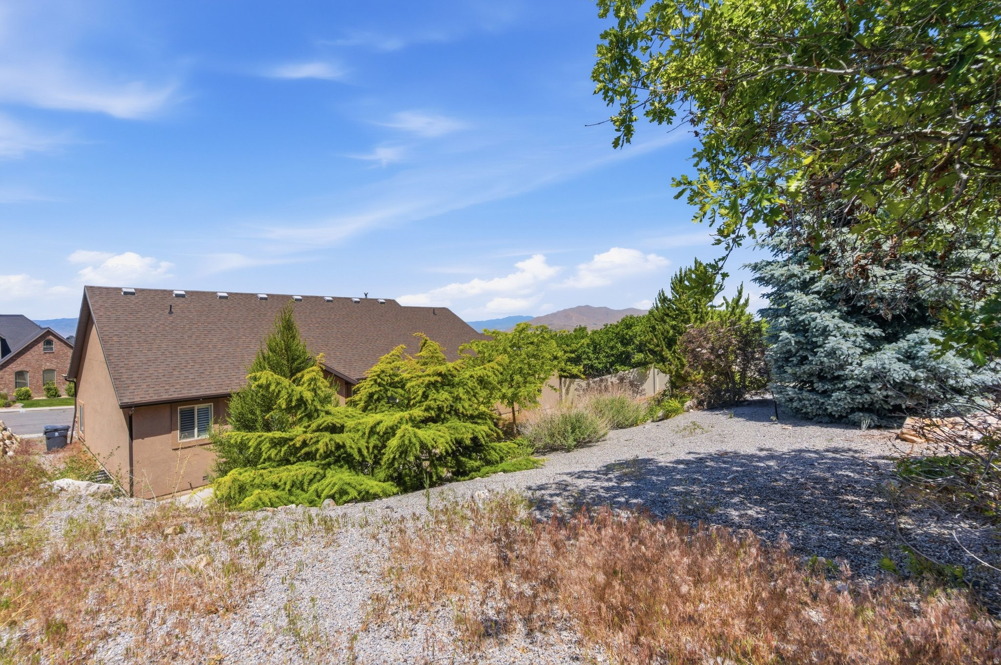 OAK SUMMIT - Residential
