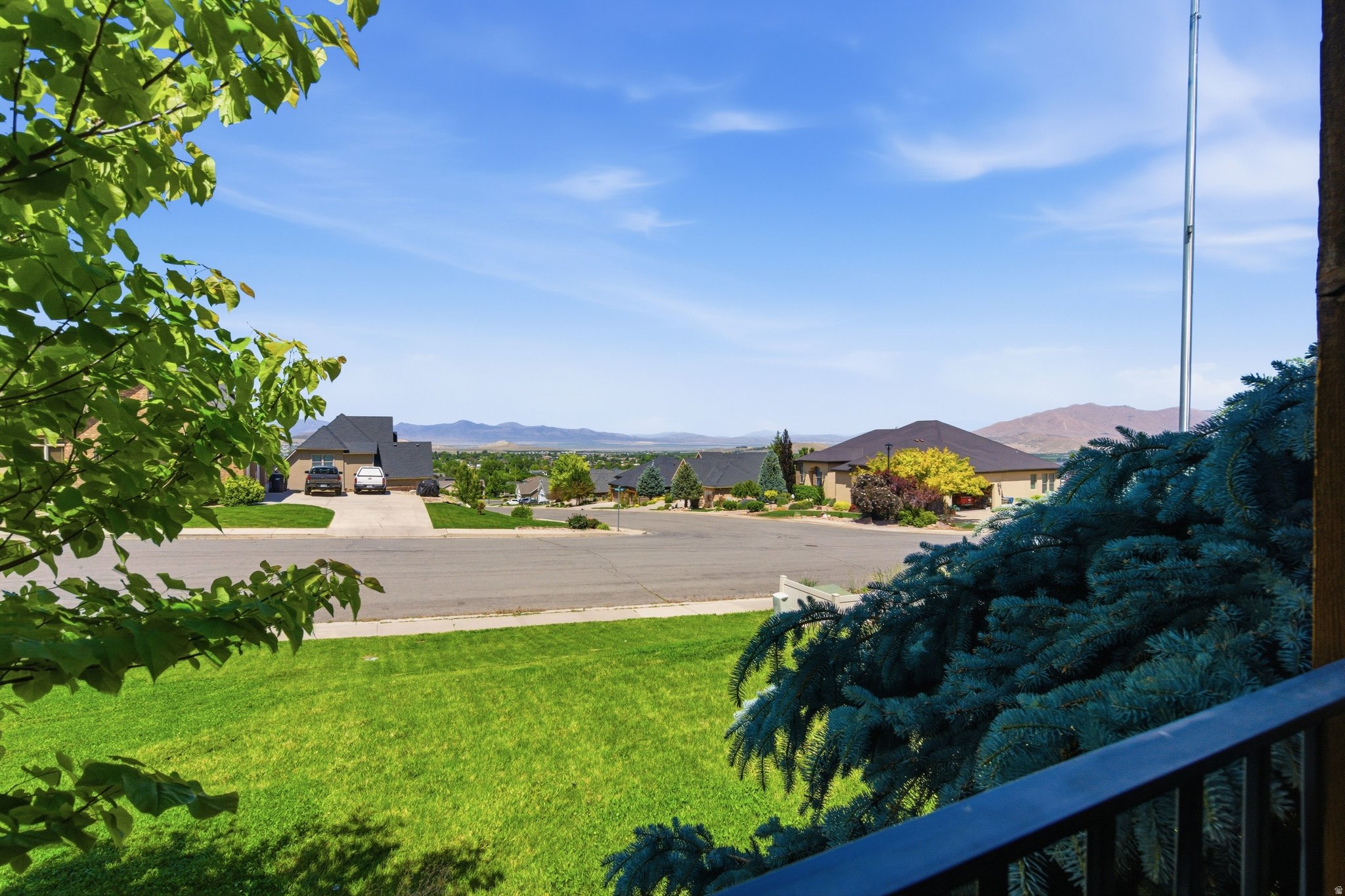 OAK SUMMIT - Residential
