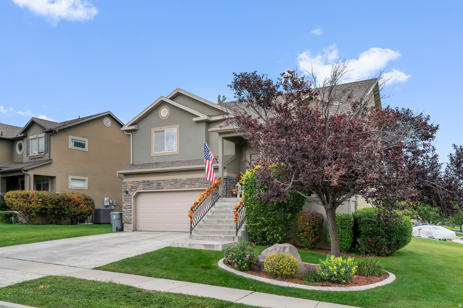 APPLE GROVE - Residential