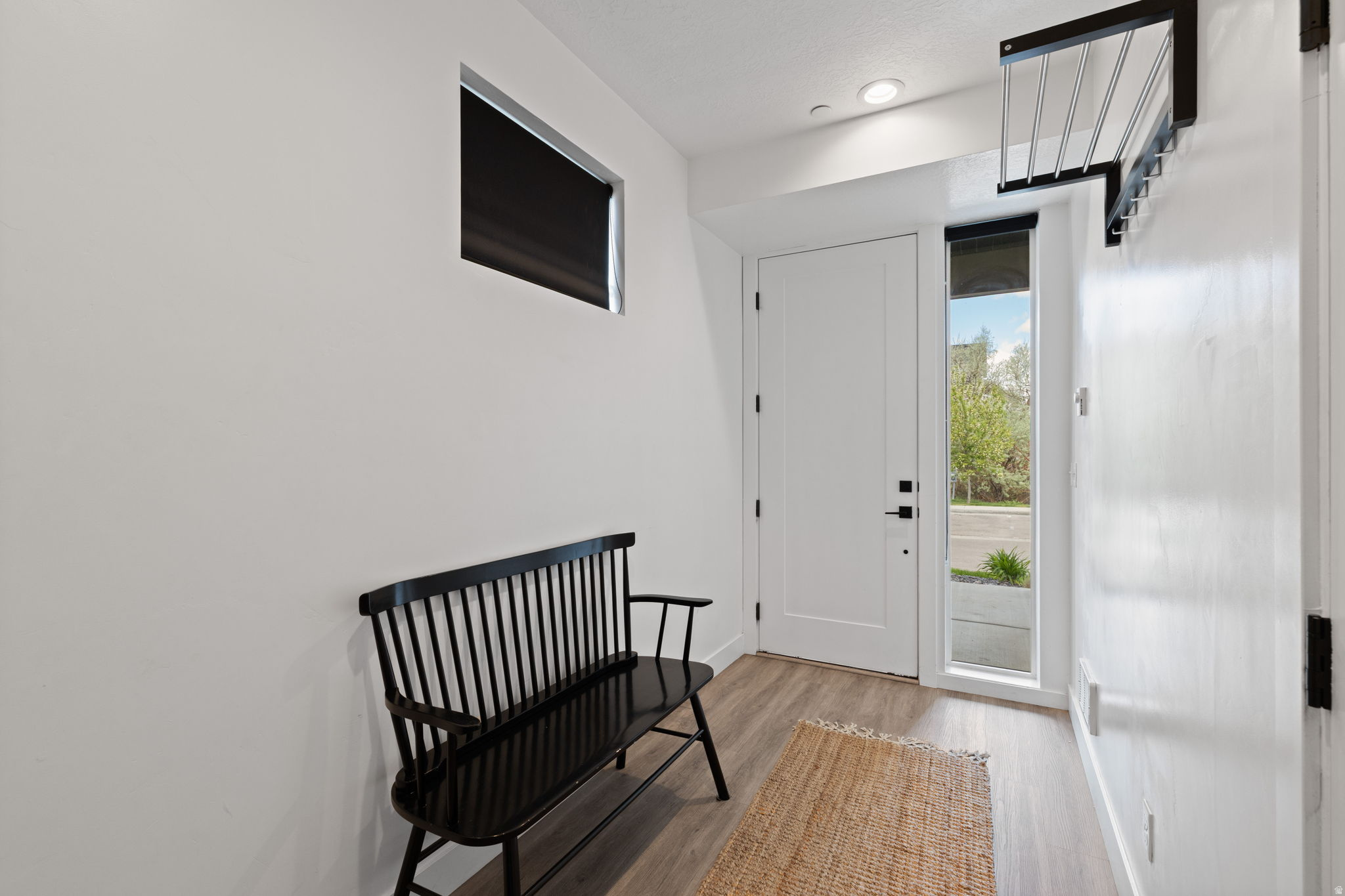 CREEKSIDE - Residential