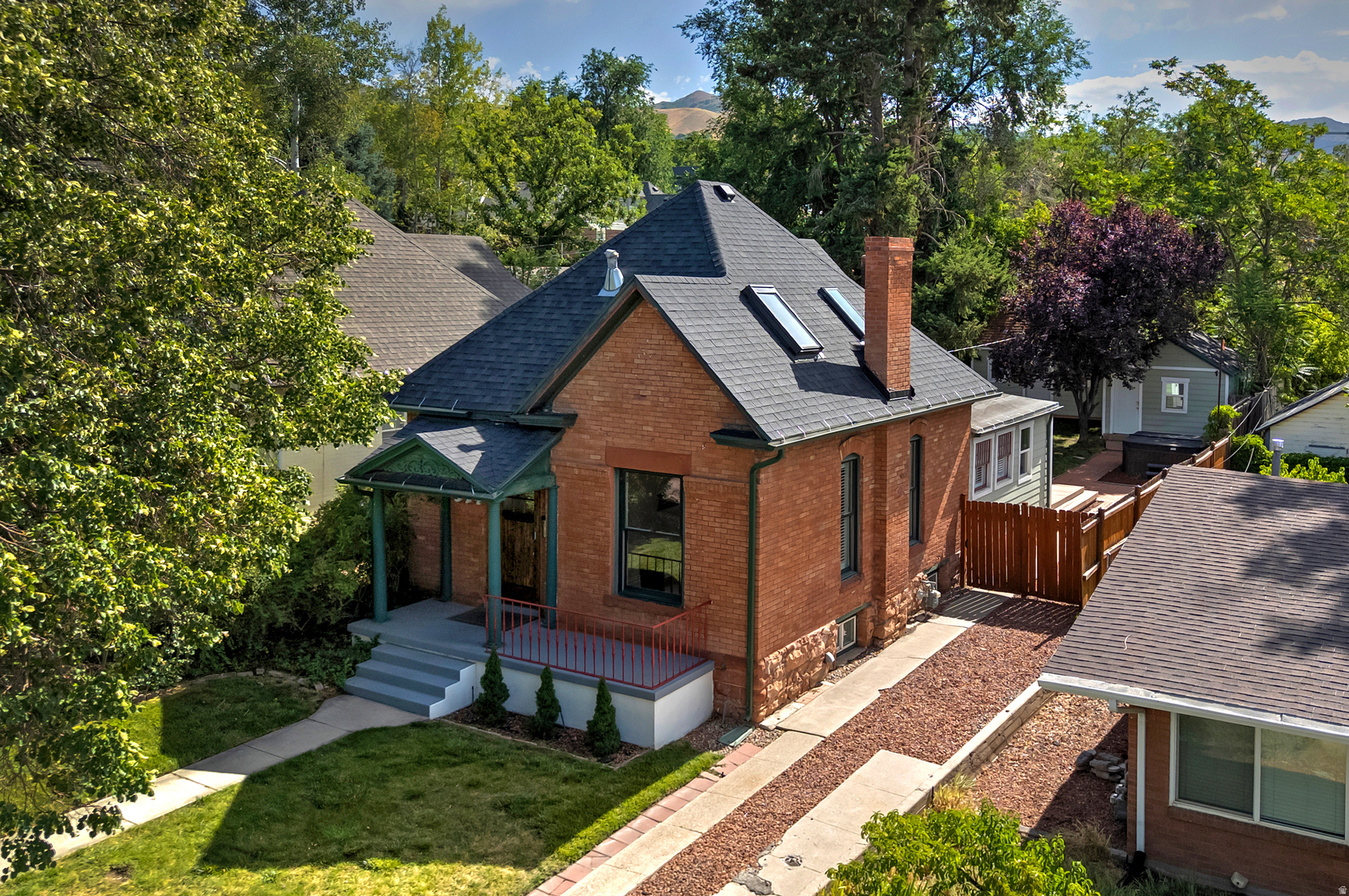 AVENUES - Residential