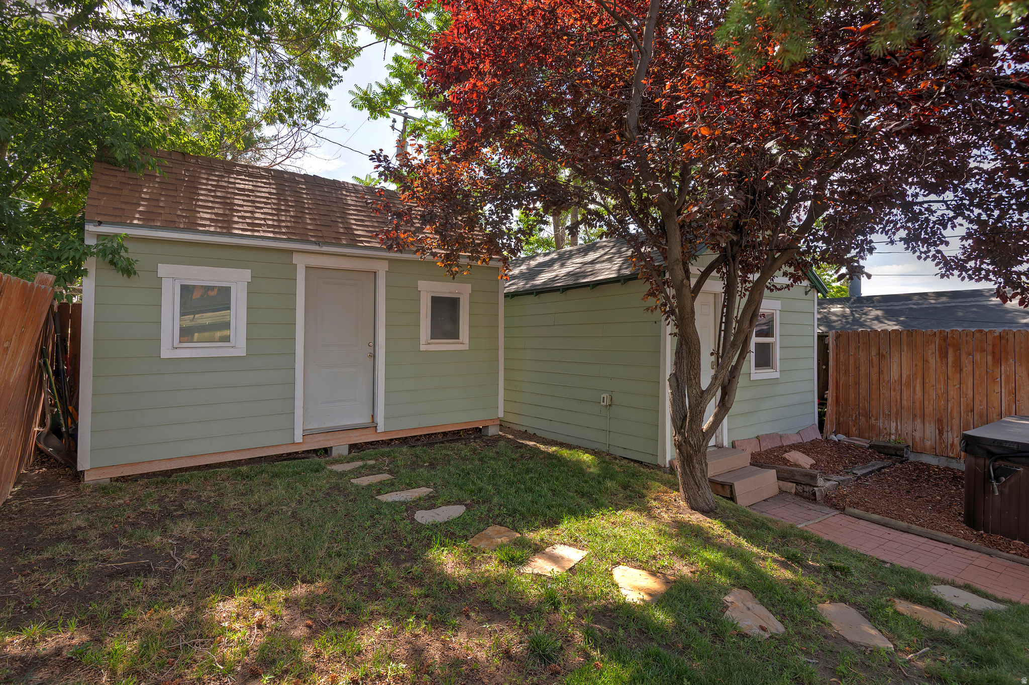 AVENUES - Residential