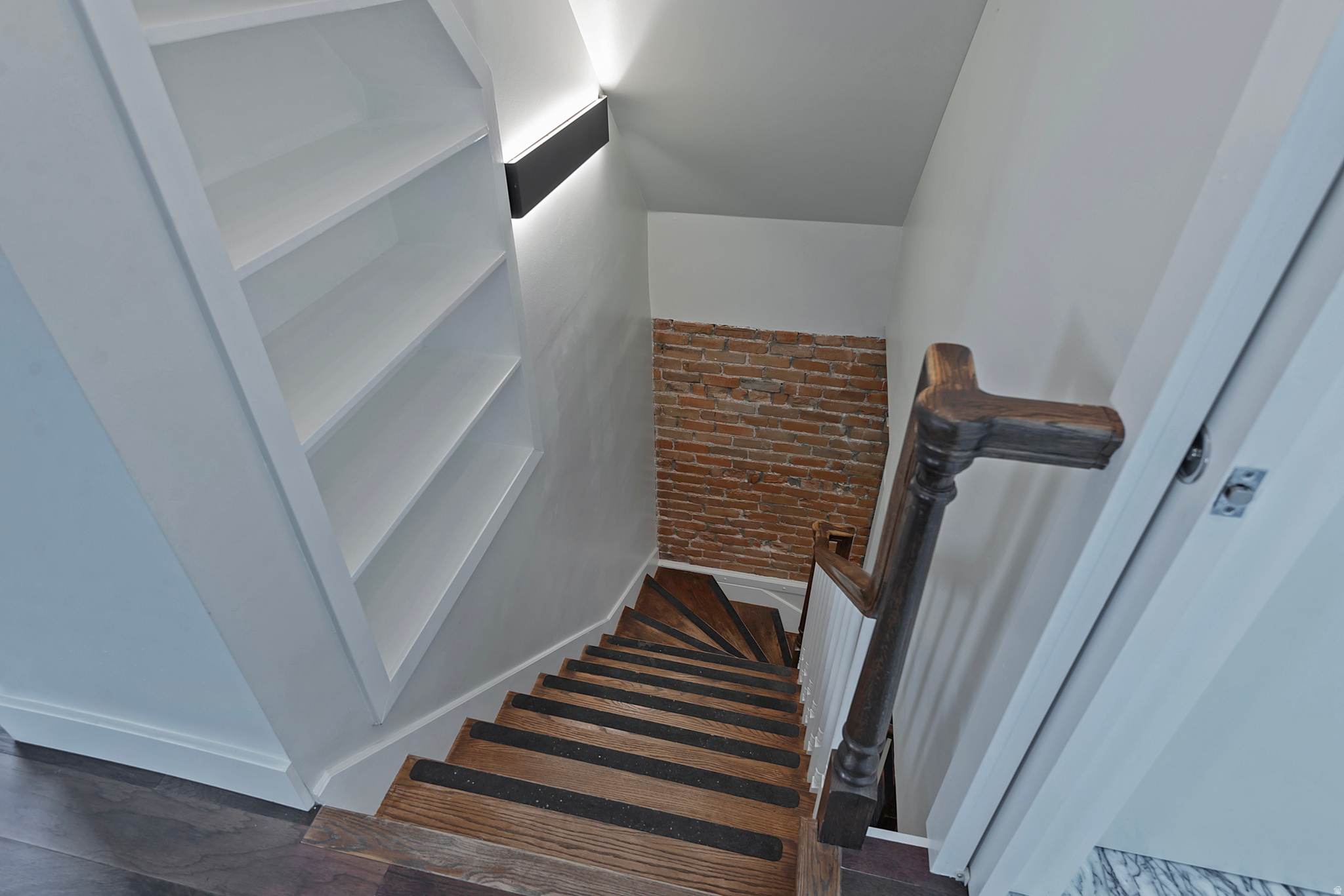 AVENUES - Residential