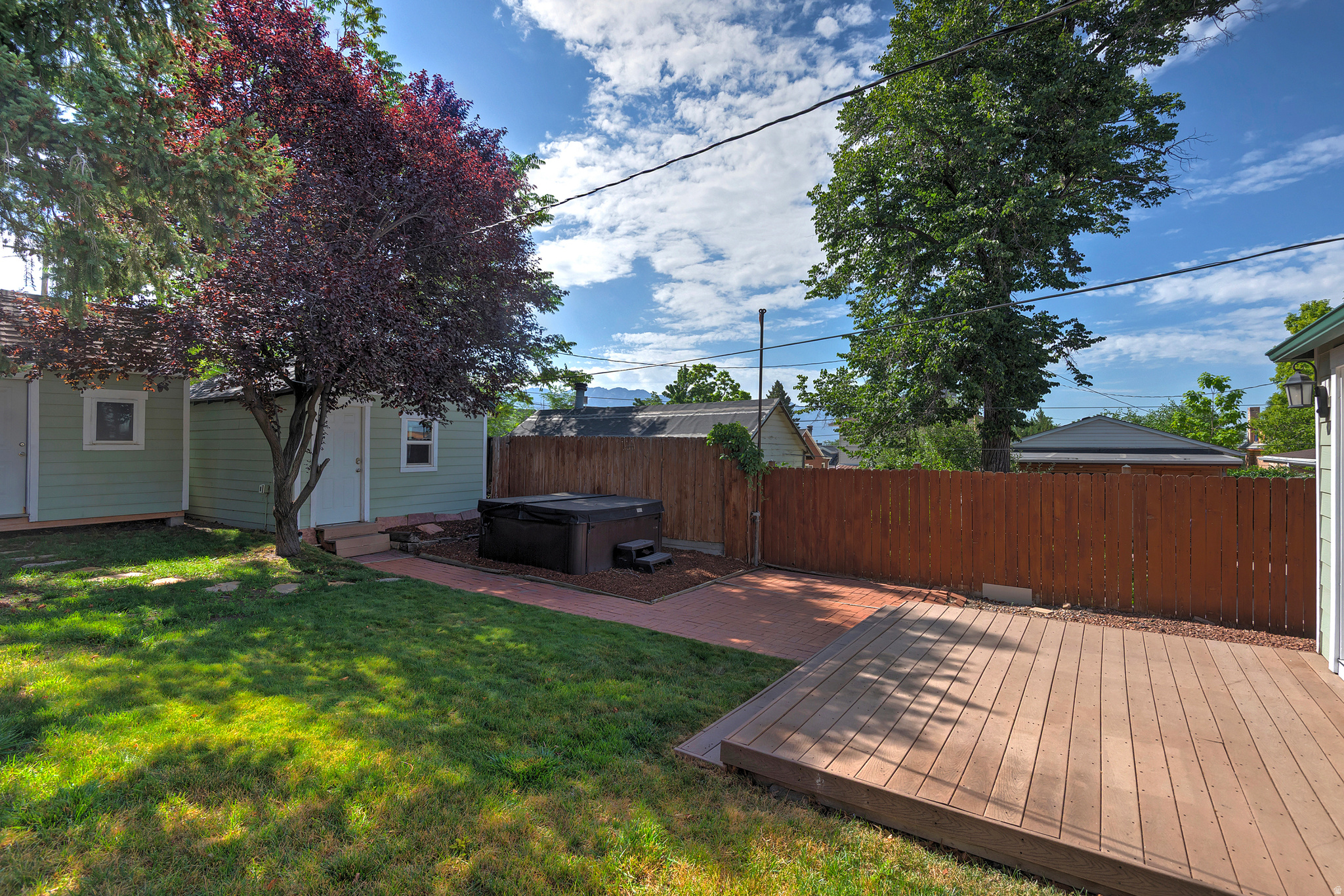 AVENUES - Residential