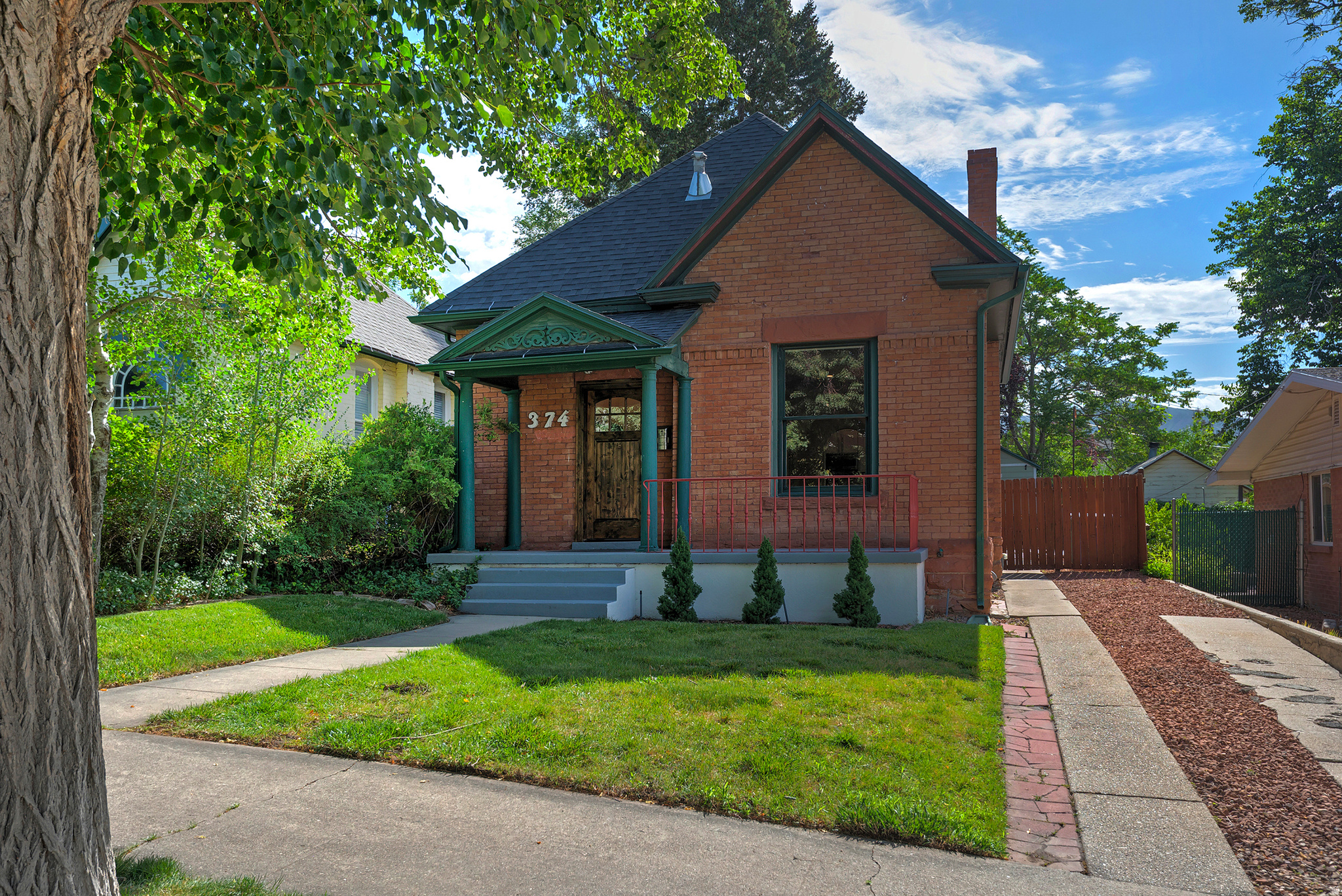 AVENUES - Residential