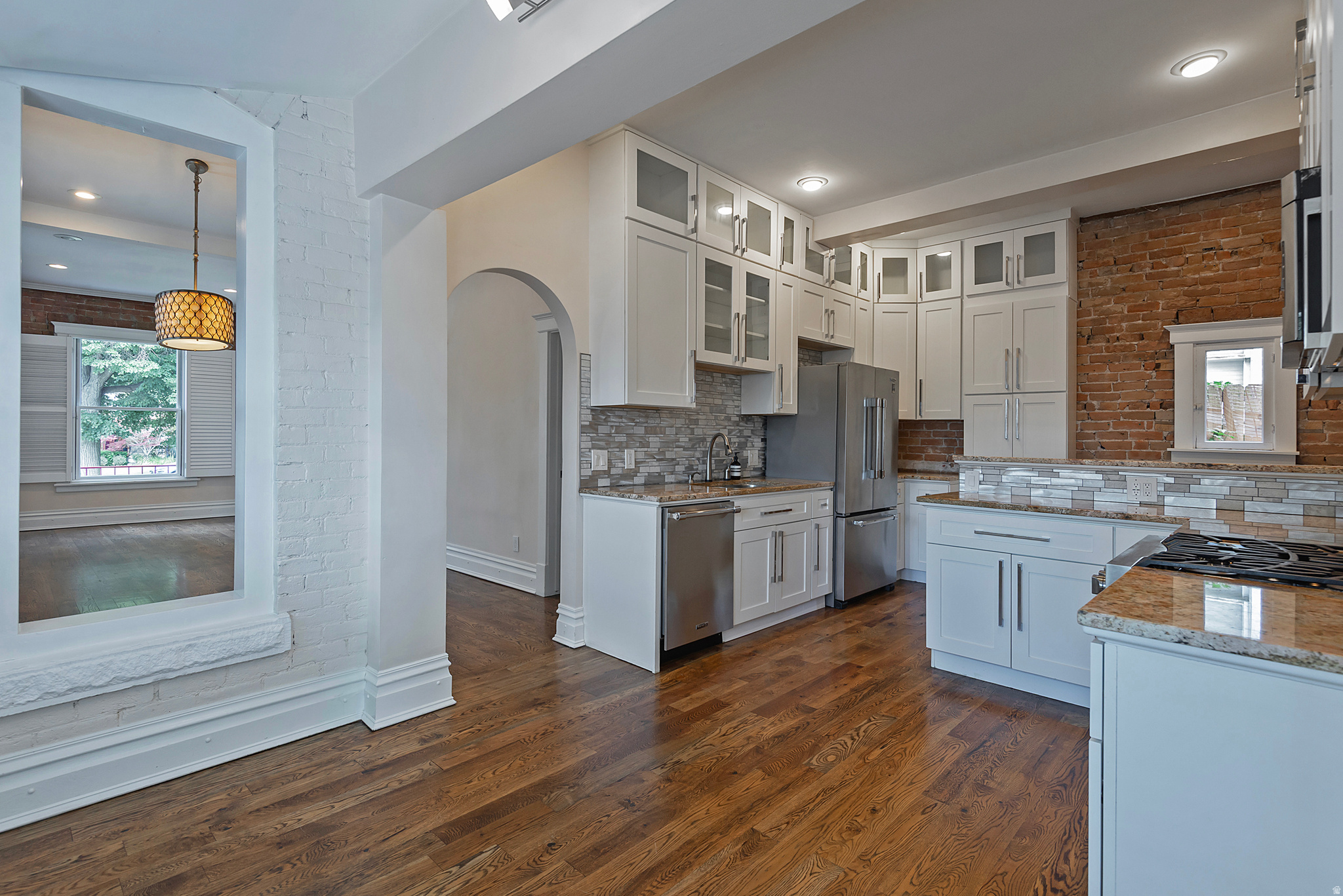 AVENUES - Residential