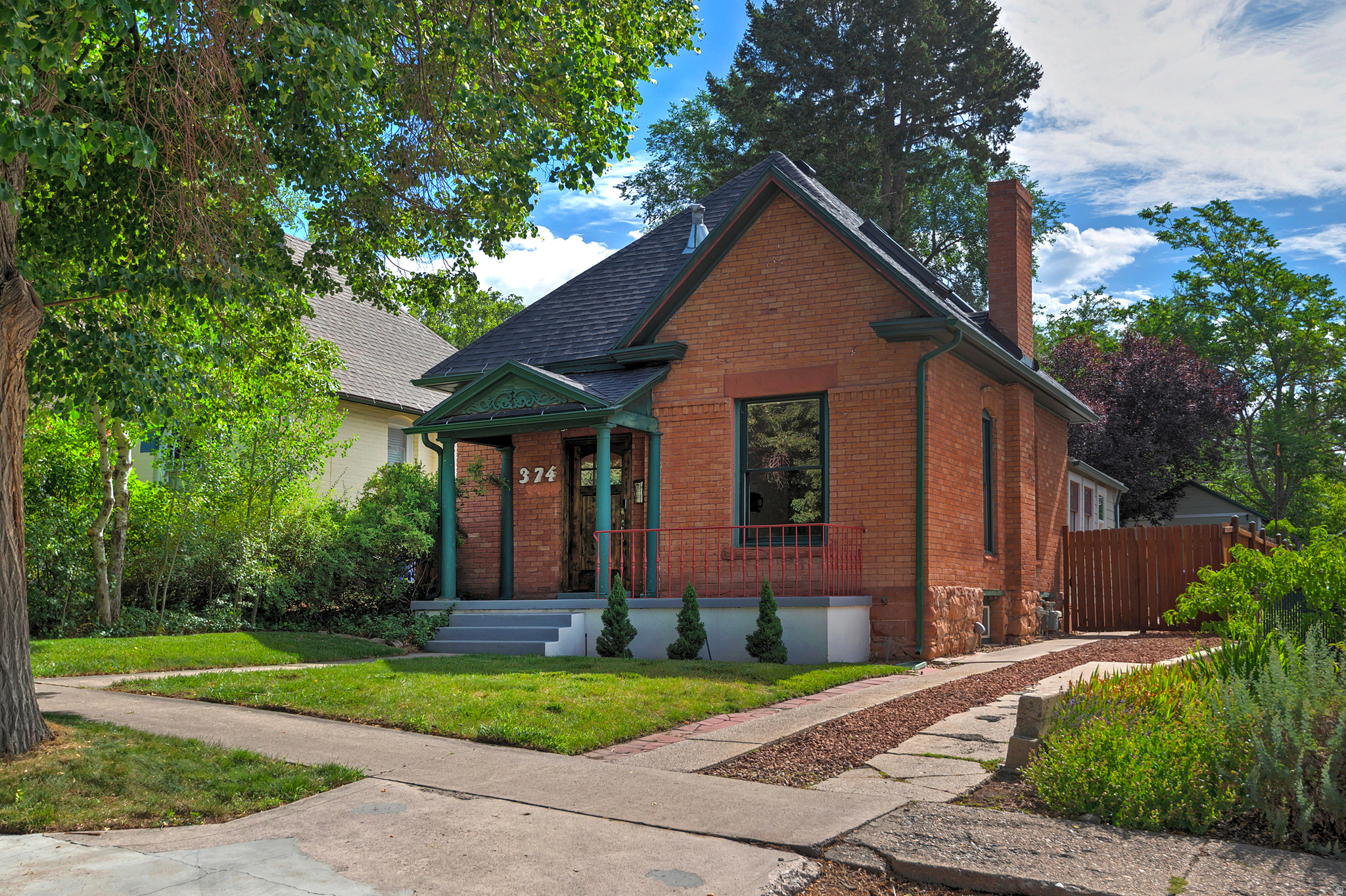 AVENUES - Residential
