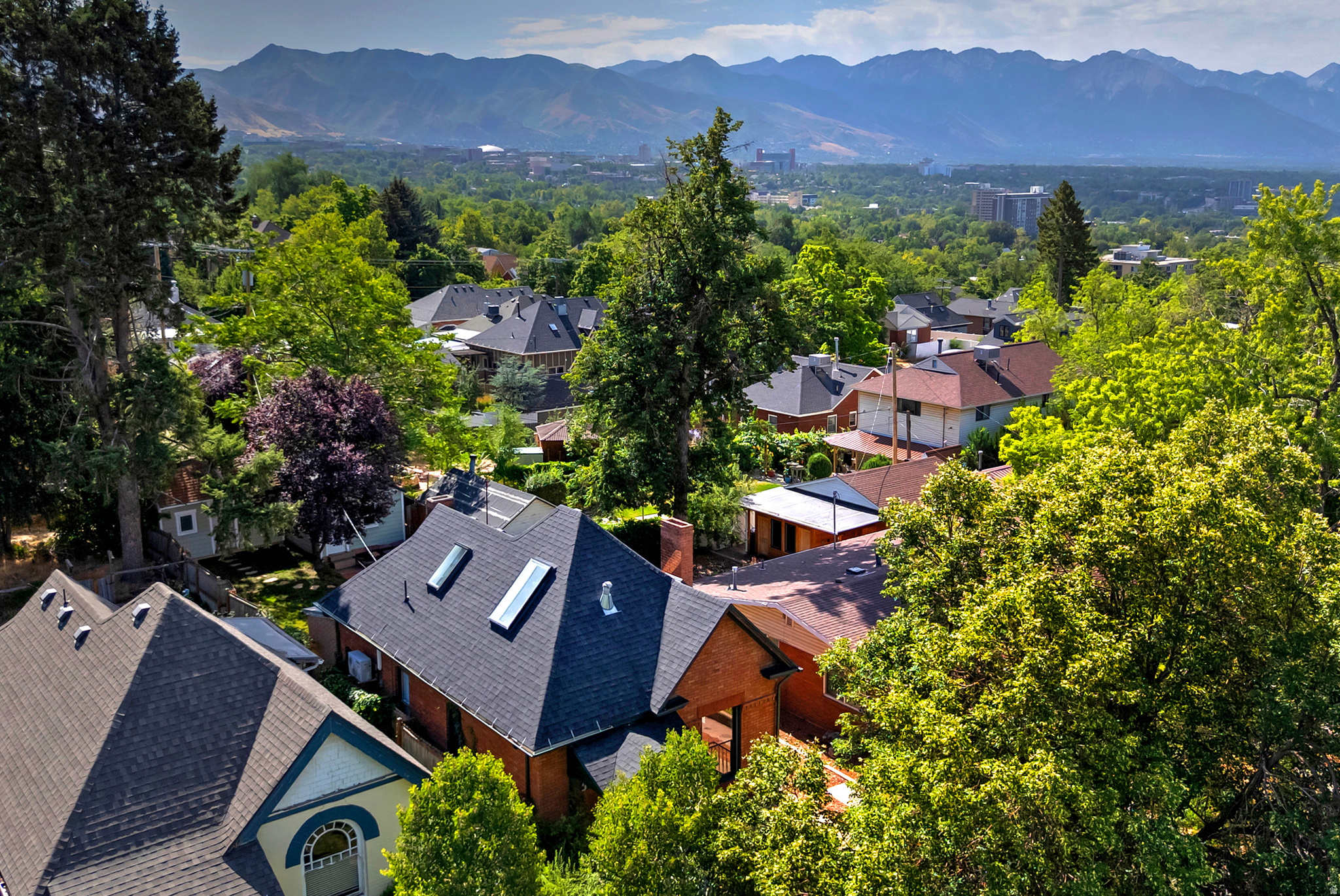 AVENUES - Residential