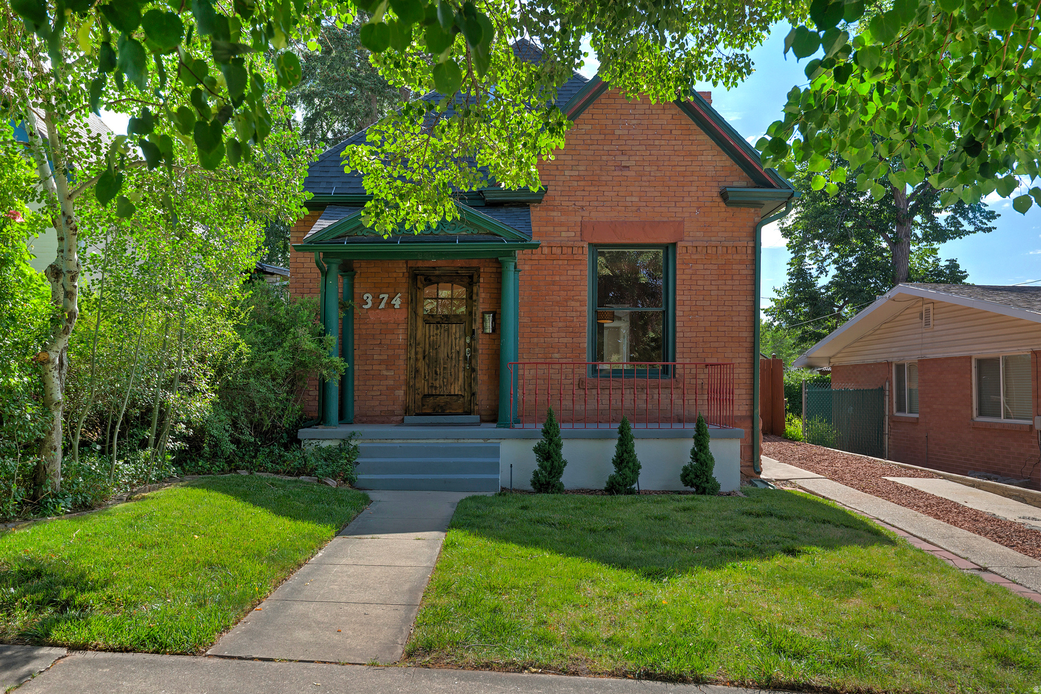 AVENUES - Residential