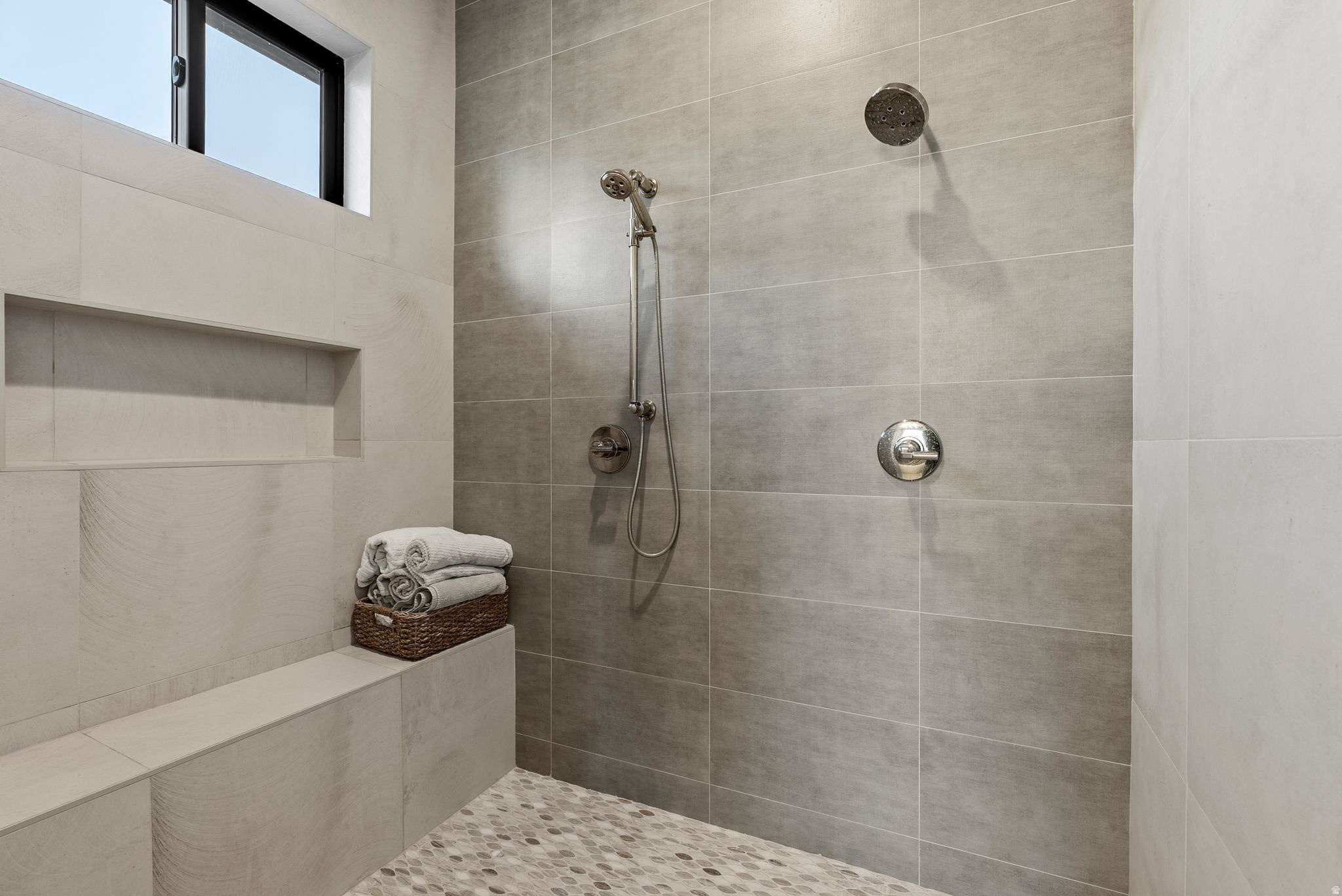 JUNIPER RIDGE PH 1 SUBDIV - Residential