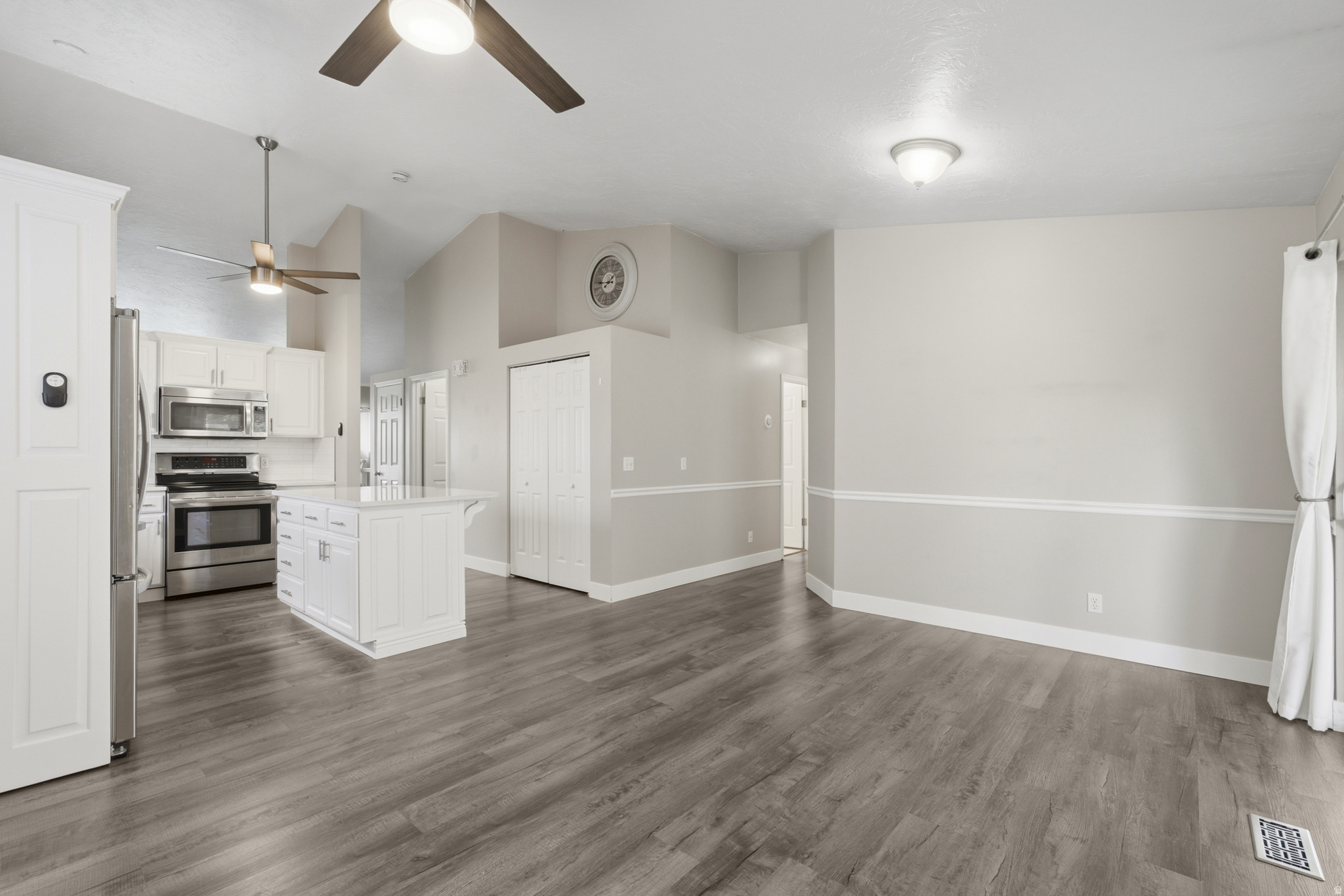 HOMES AT CROSSPOINTE - Residential