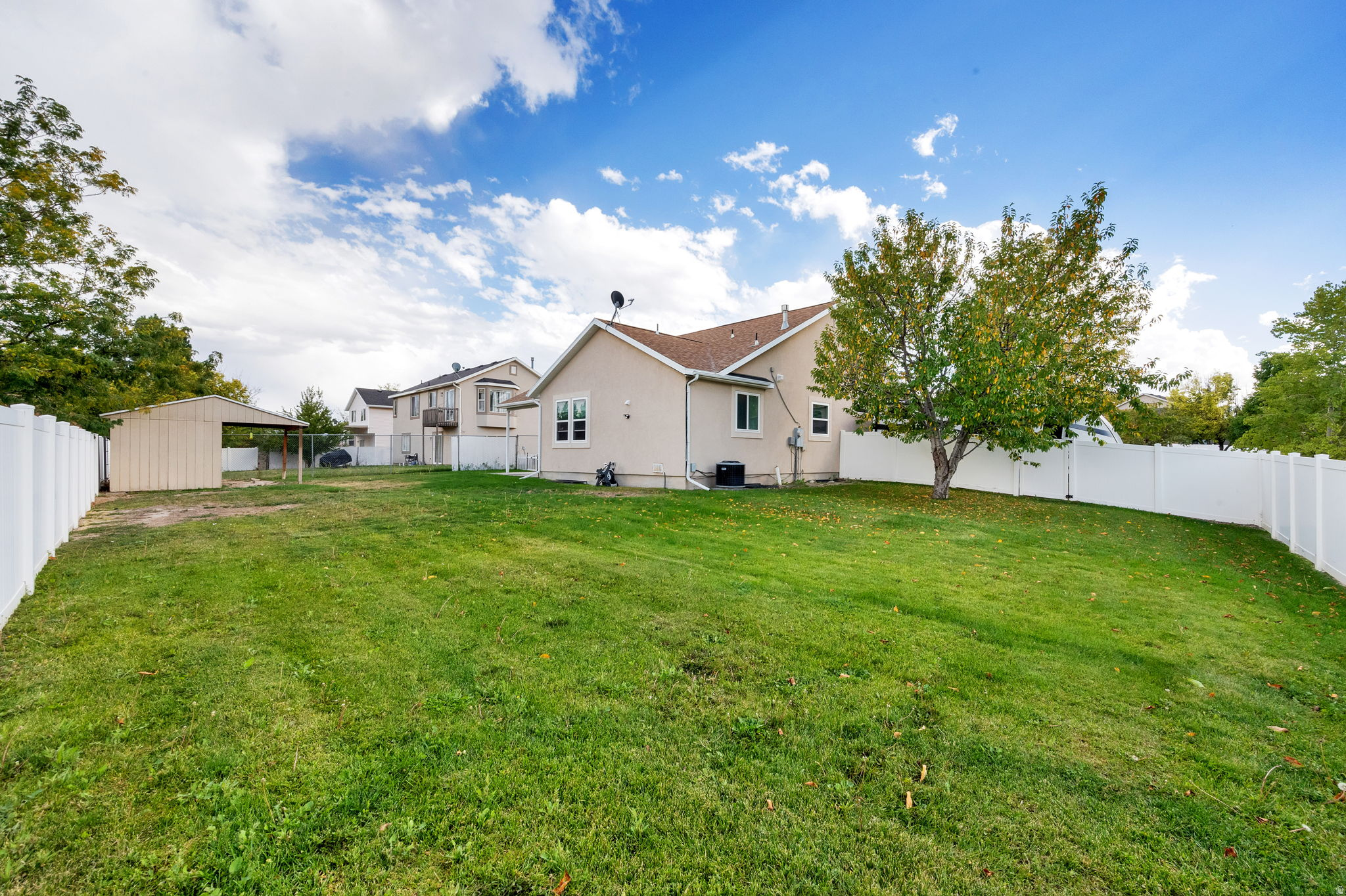 HUNTER VILLAGE PHASE - Residential