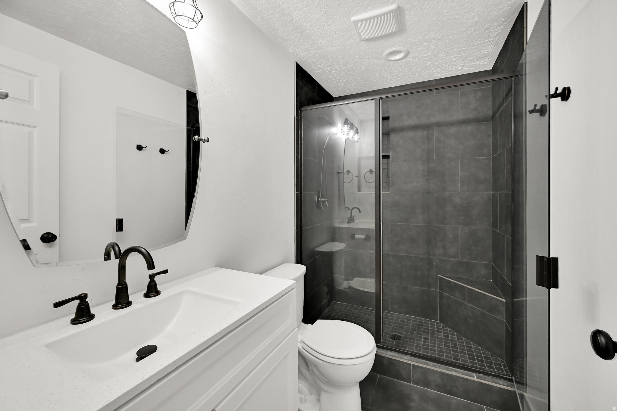 HUNTER VILLAGE PHASE - Residential