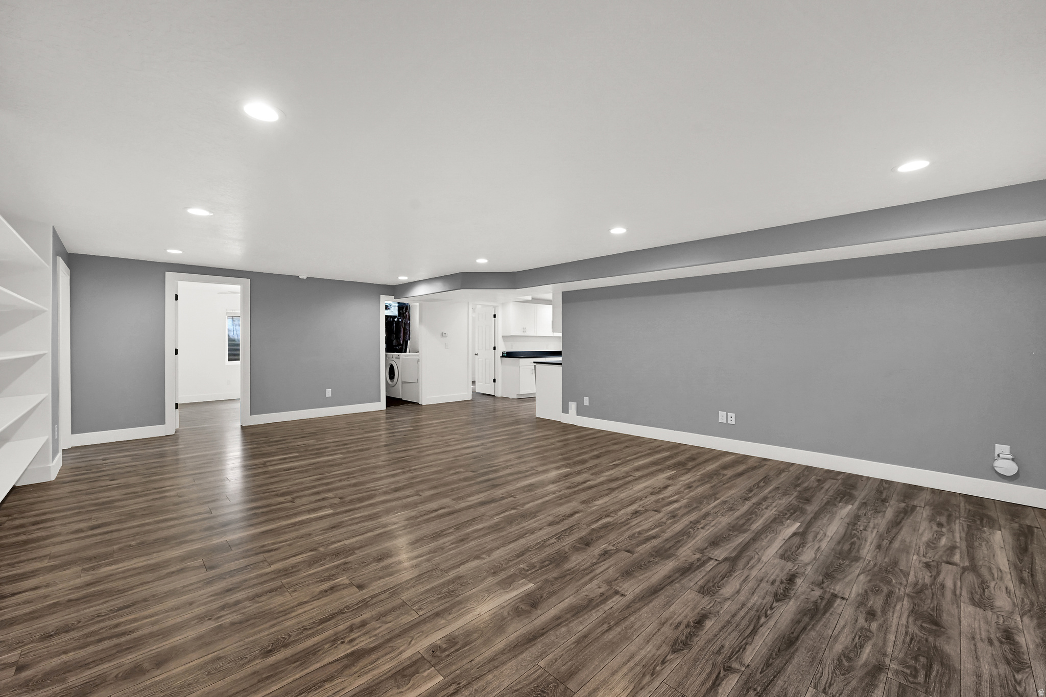 HUNTER VILLAGE PHASE - Residential