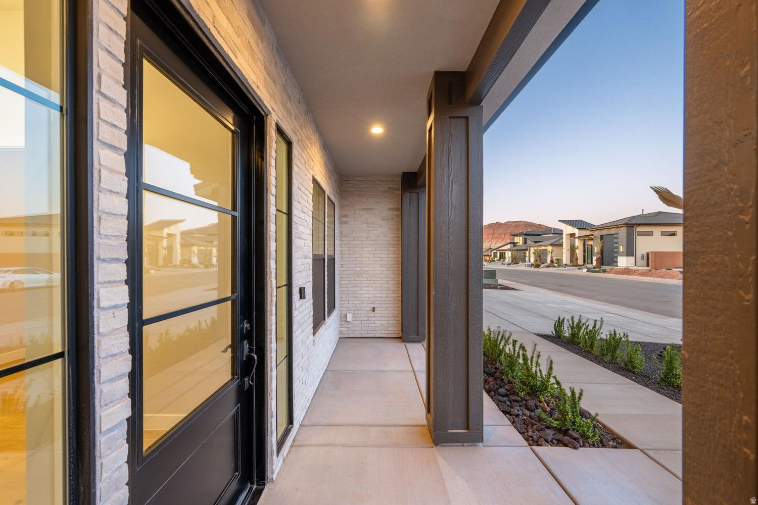 LAKESIDE STUCKI FARMS - Residential