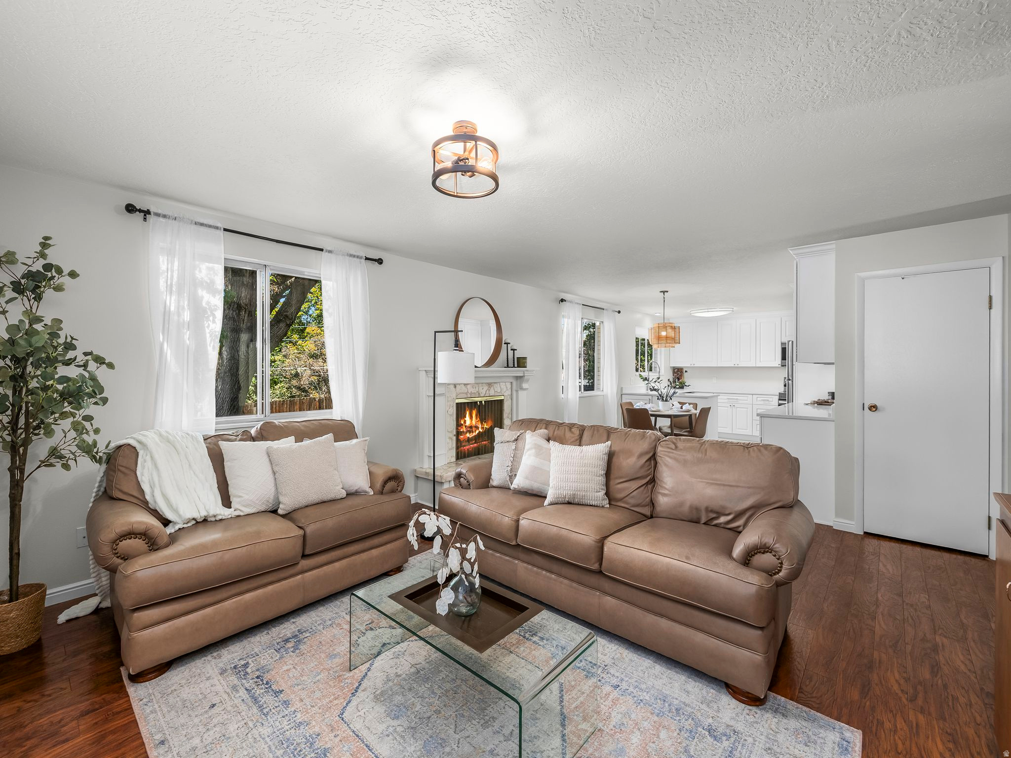 SCENIC CIRCLE - Residential