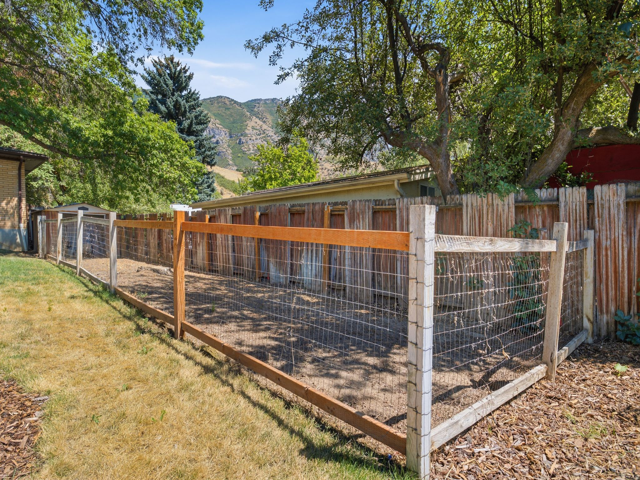 SCENIC CIRCLE - Residential