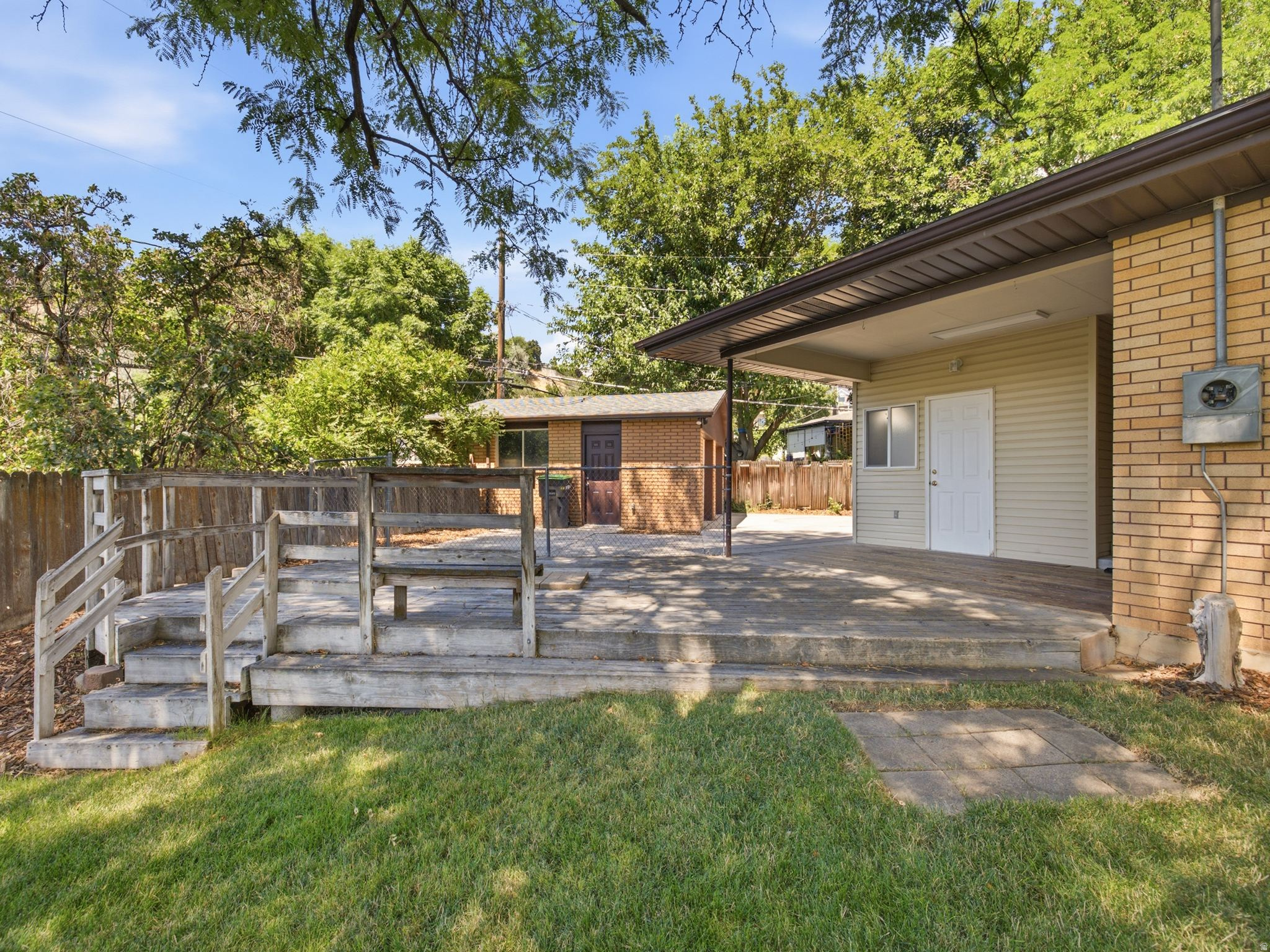 SCENIC CIRCLE - Residential
