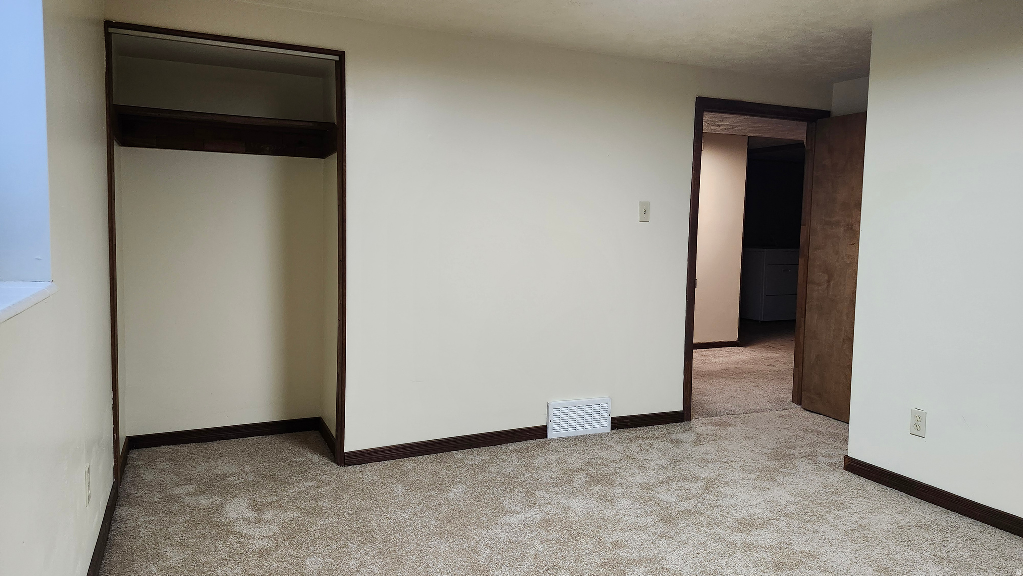 COLONY NORTH - Residential