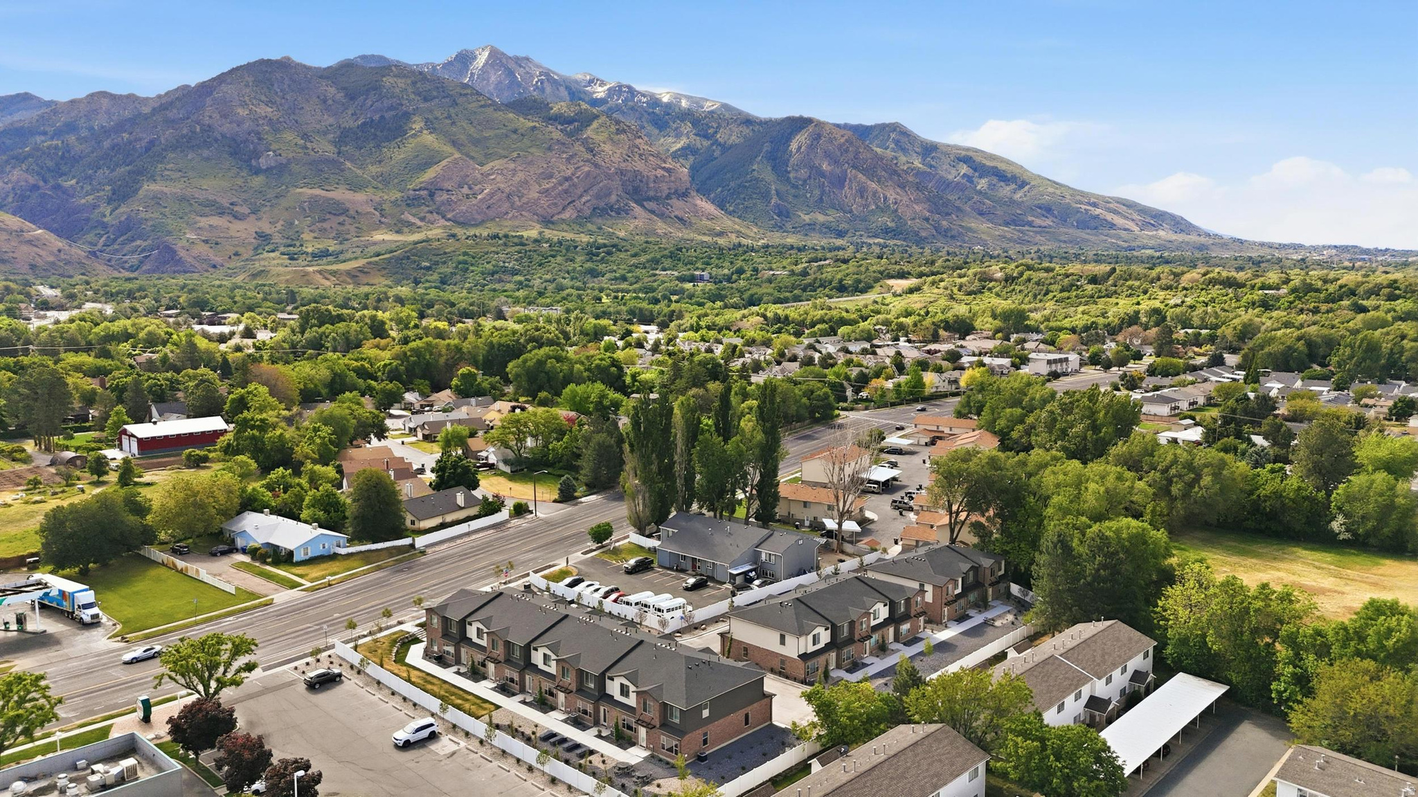 DYLANS TOWNHOMES - Residential