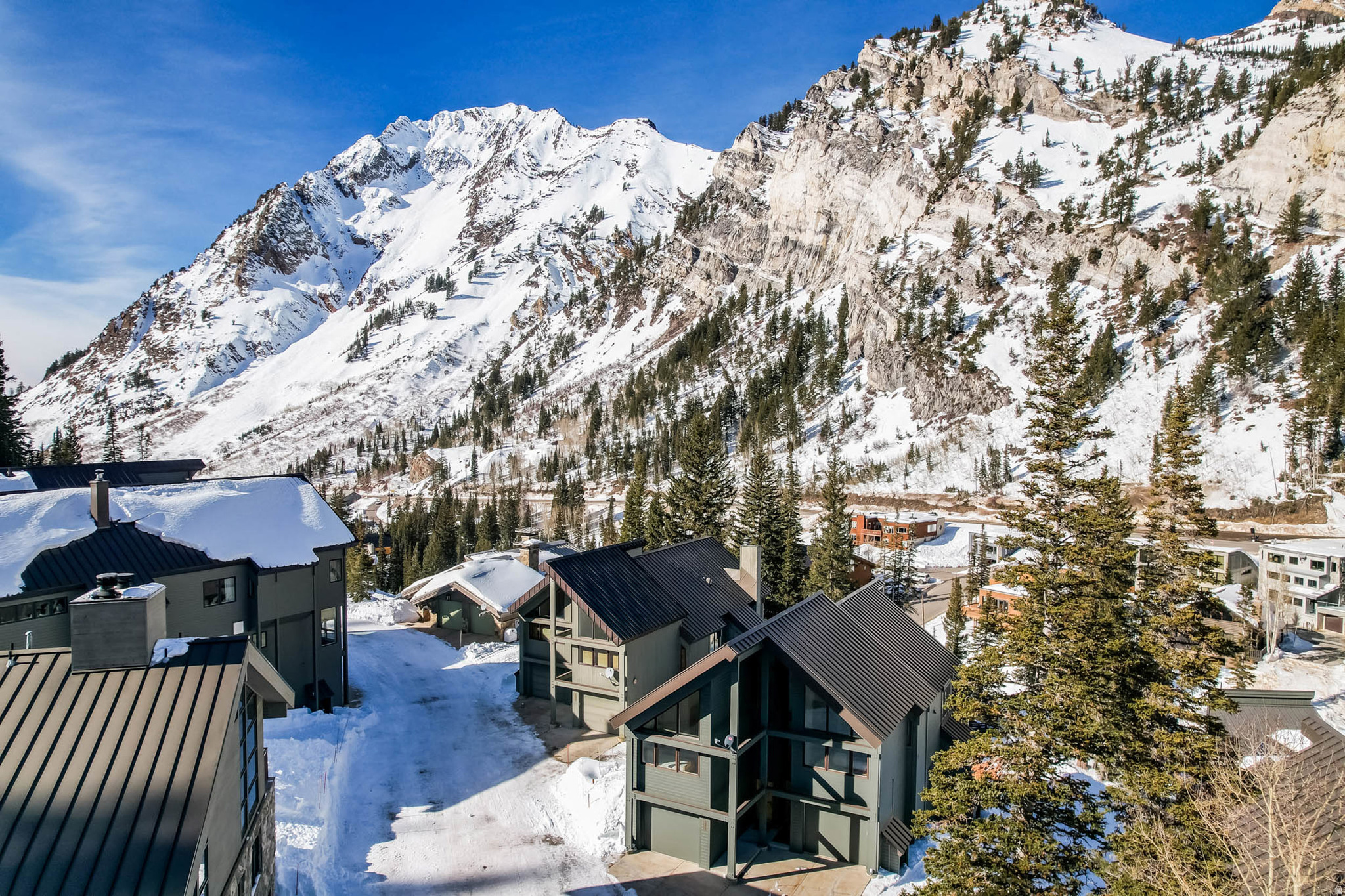 POWDER RIDGE - Residential