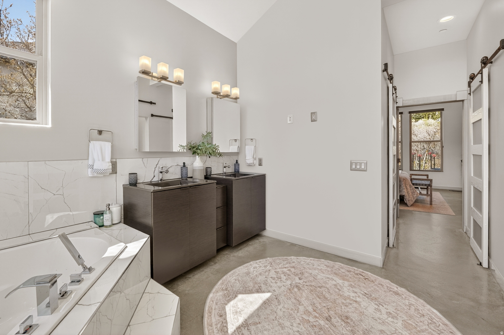 SUNCREST-THE POINTE - Residential