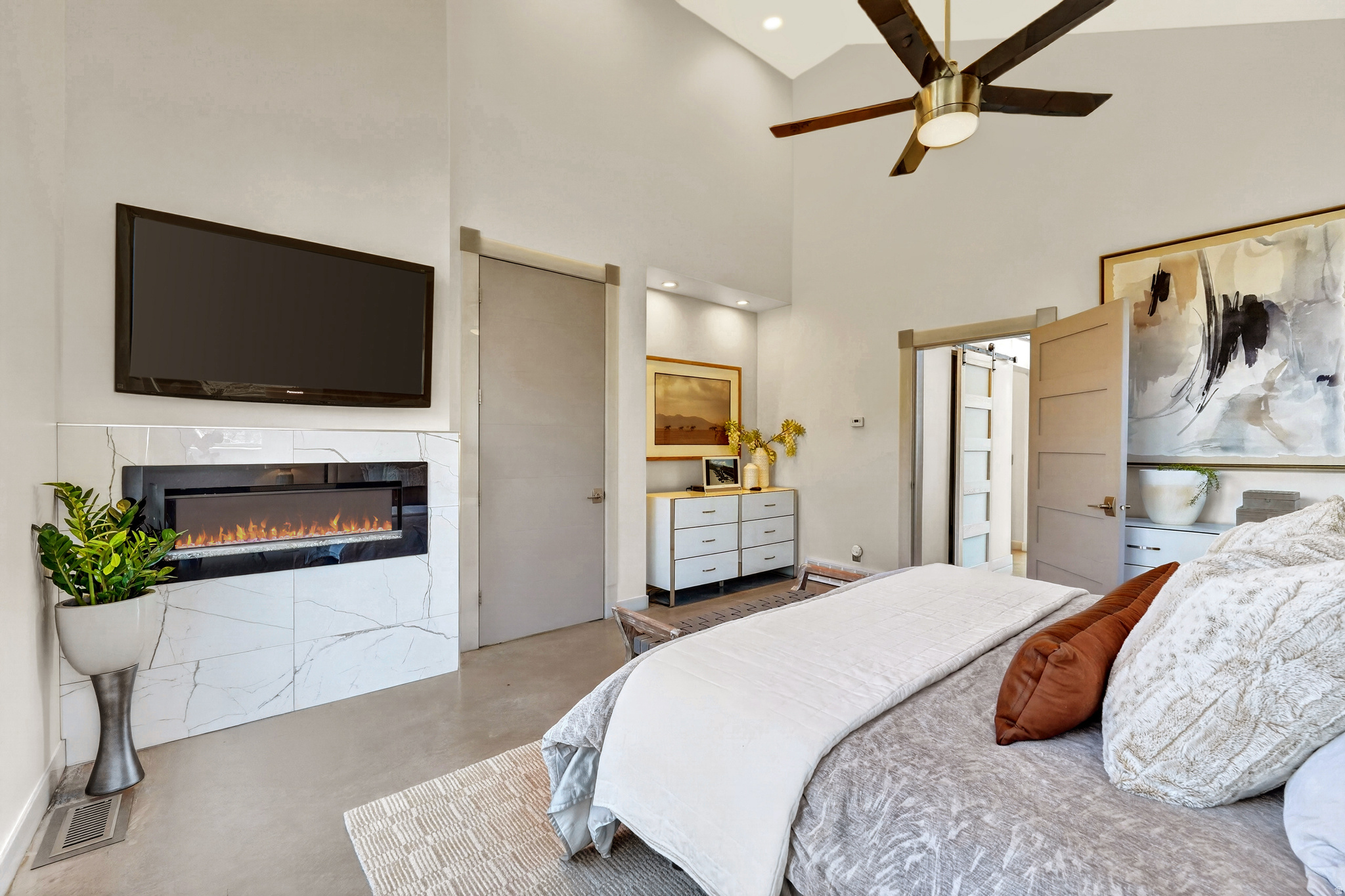 SUNCREST-THE POINTE - Residential