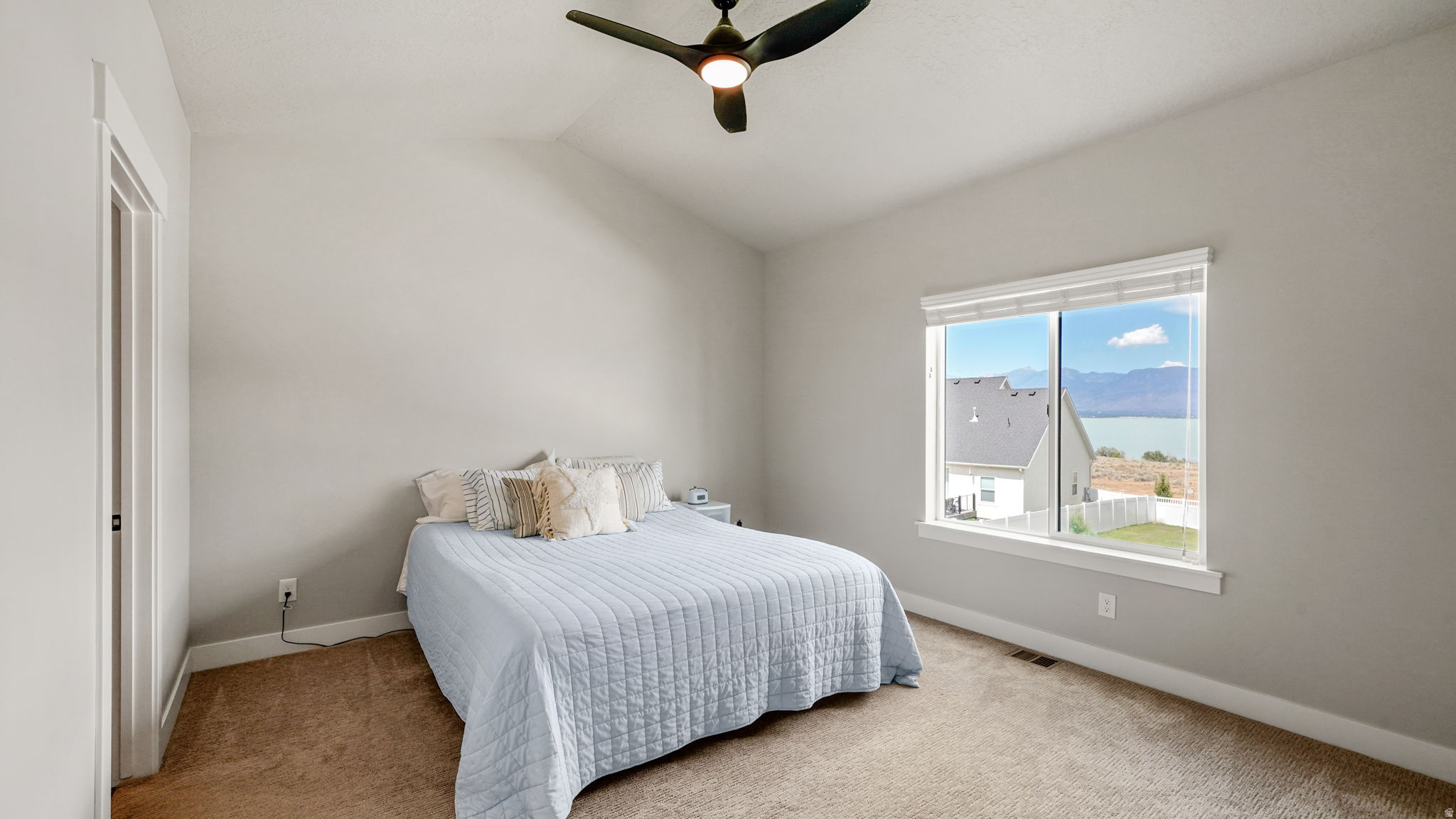 CATALINA BAY - Residential
