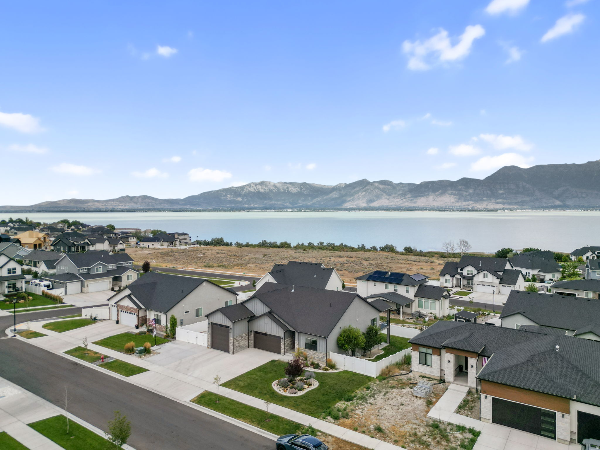 CATALINA BAY - Residential
