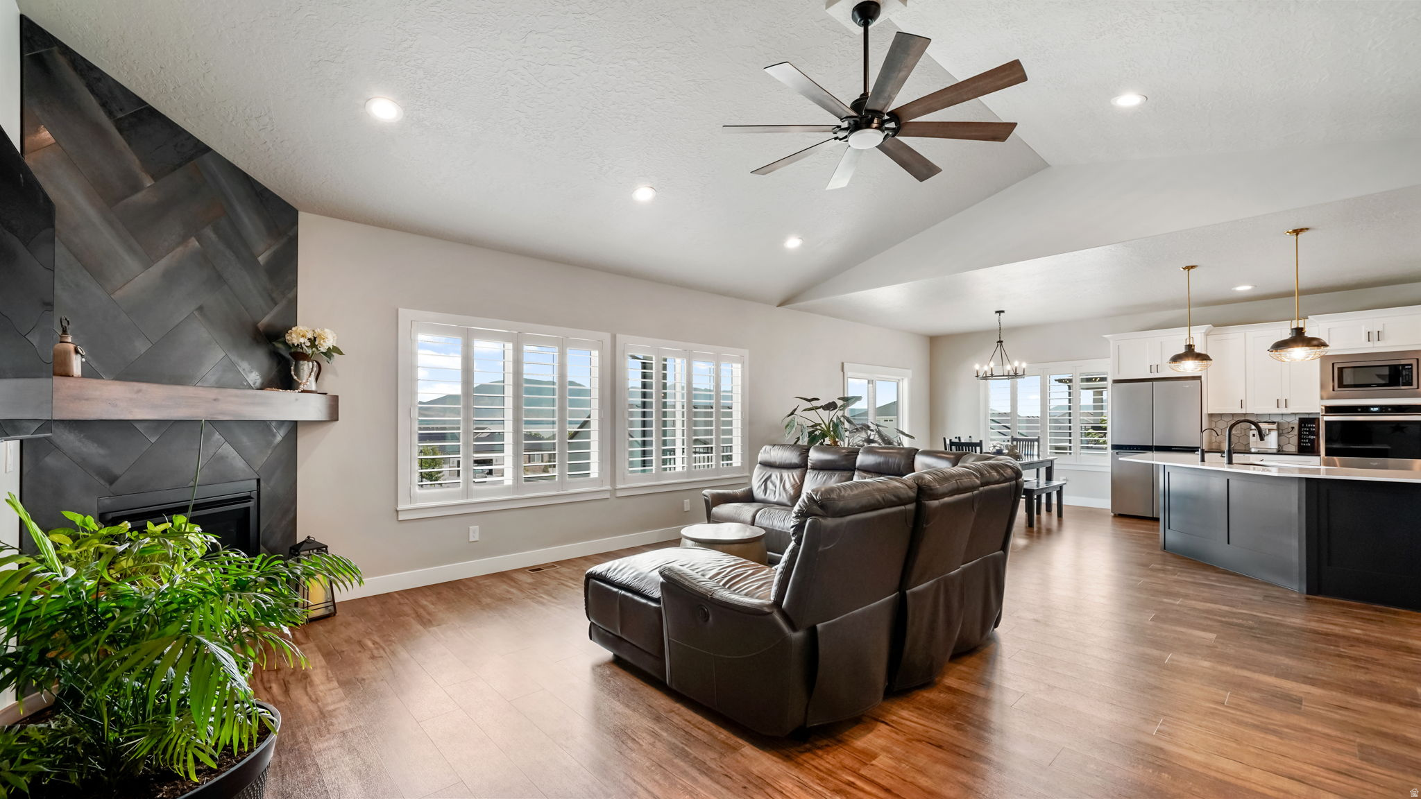 CATALINA BAY - Residential