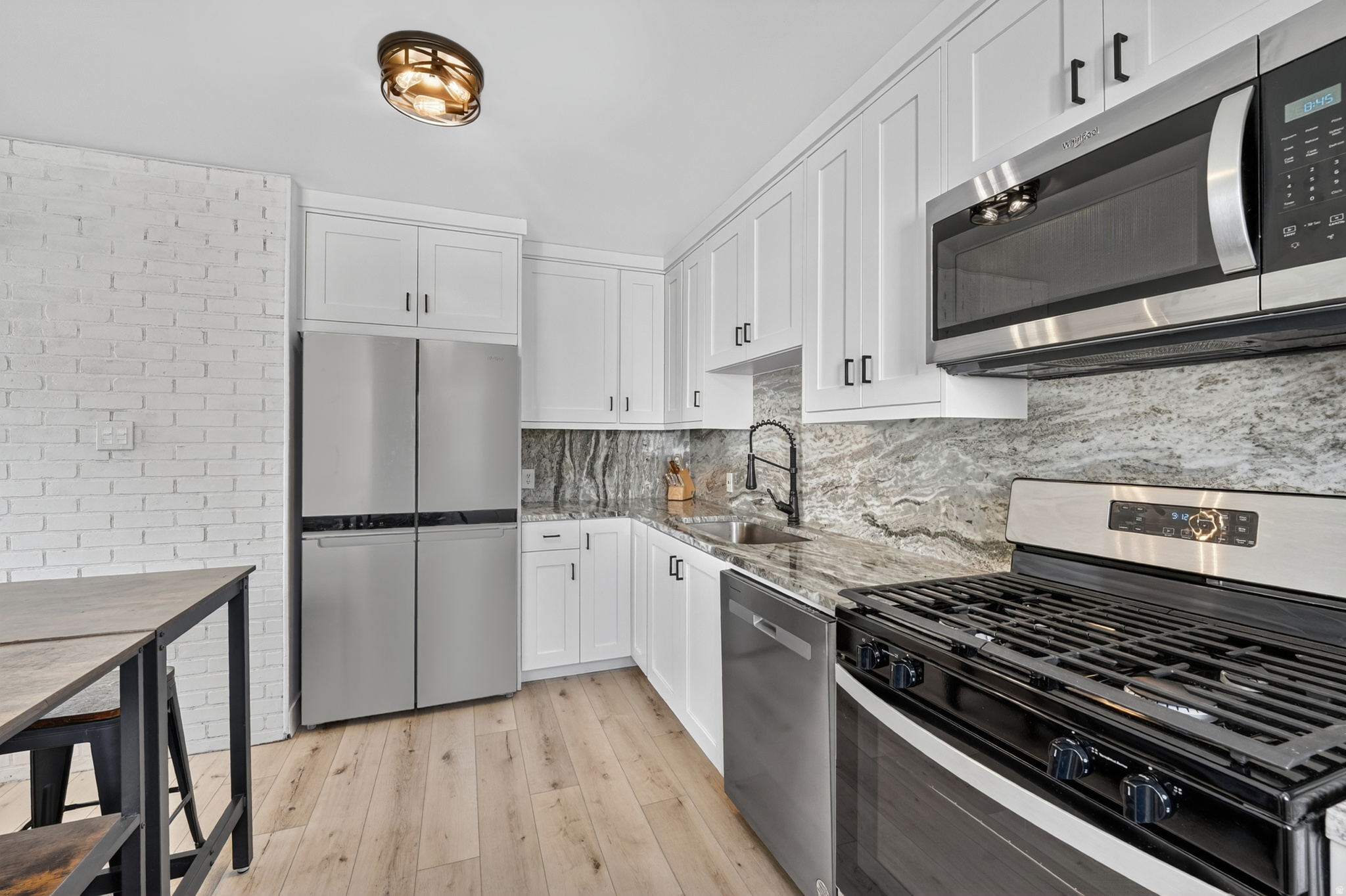 HOFFMAN HEIGHTS - Residential