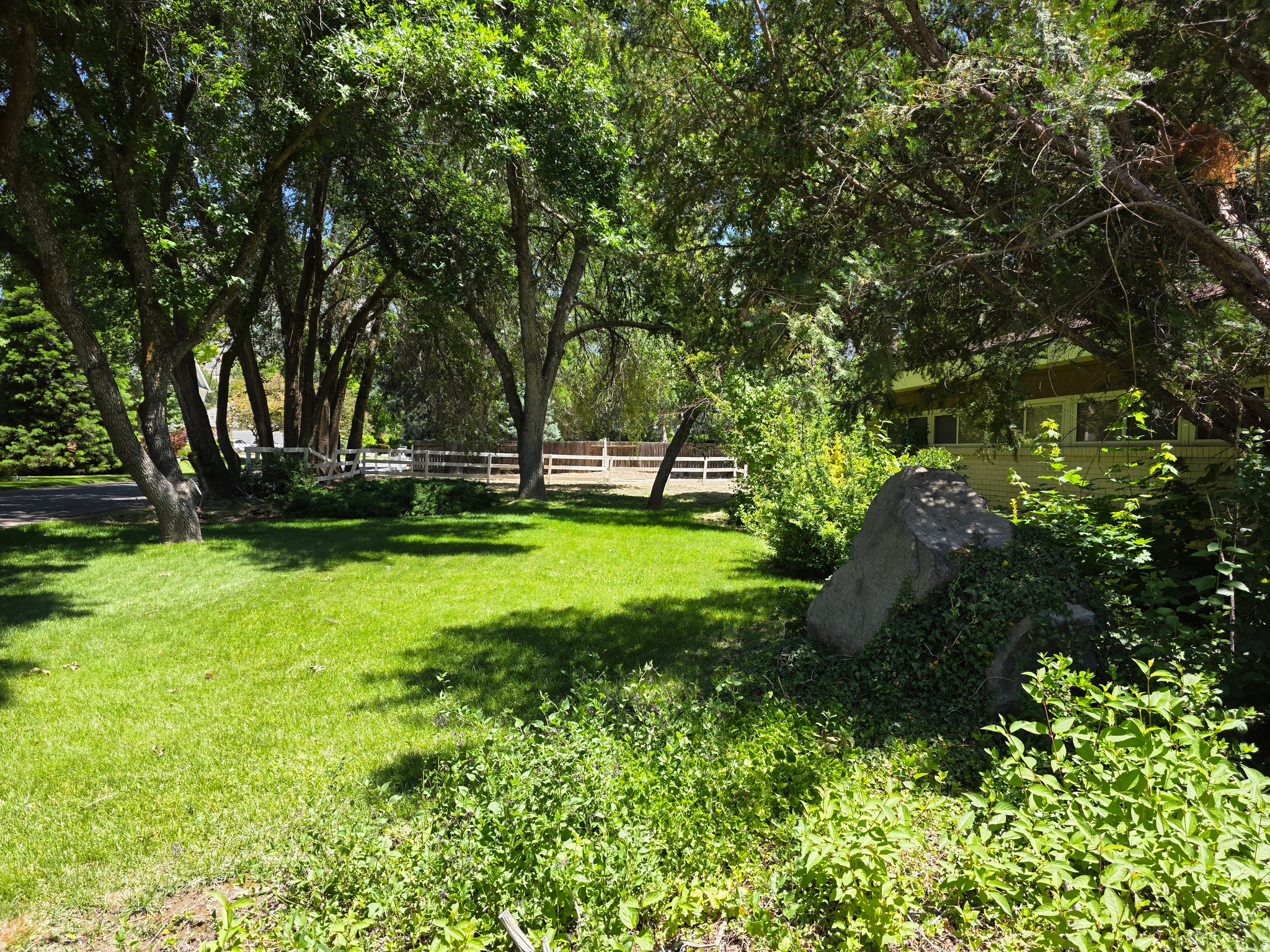 CHARLESTON PLACE - Residential