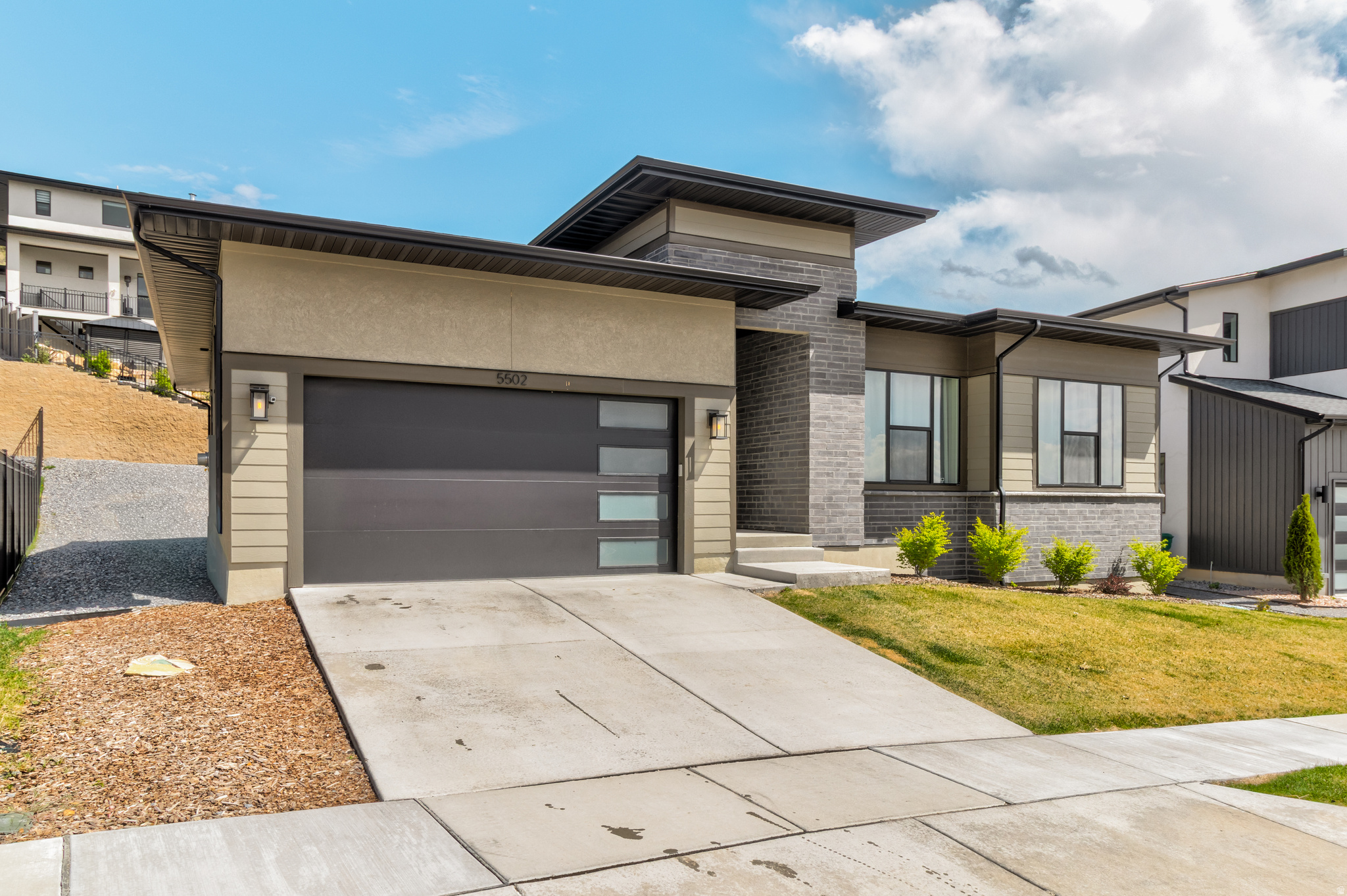 CANYON POINT - Residential