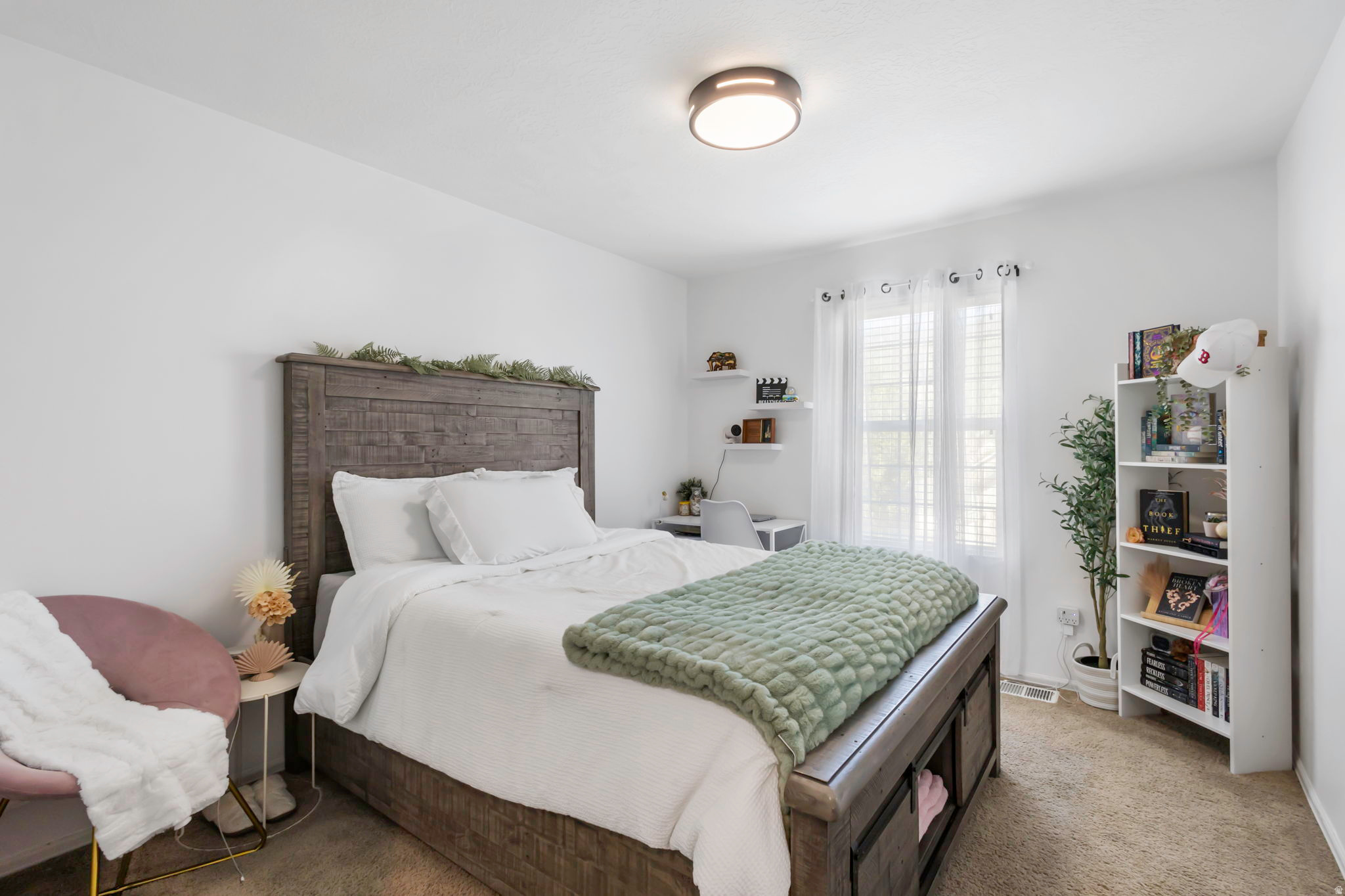 GREY HAWK - Residential