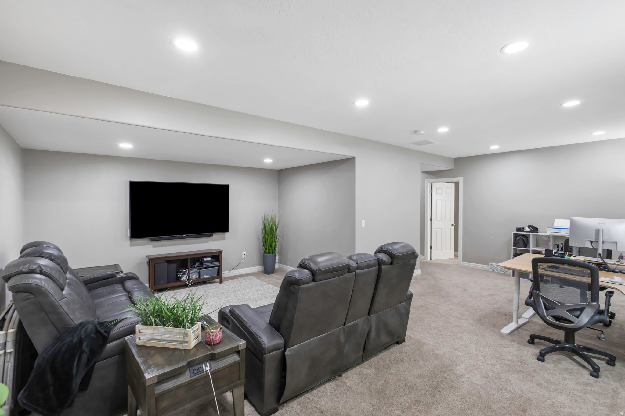 GREY HAWK - Residential