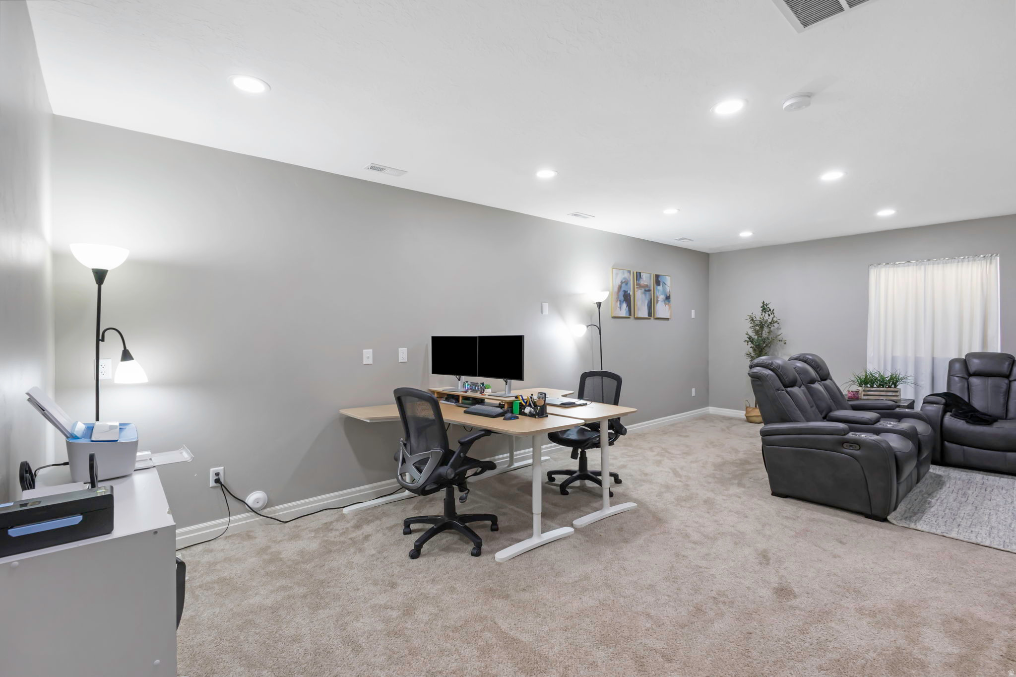 GREY HAWK - Residential