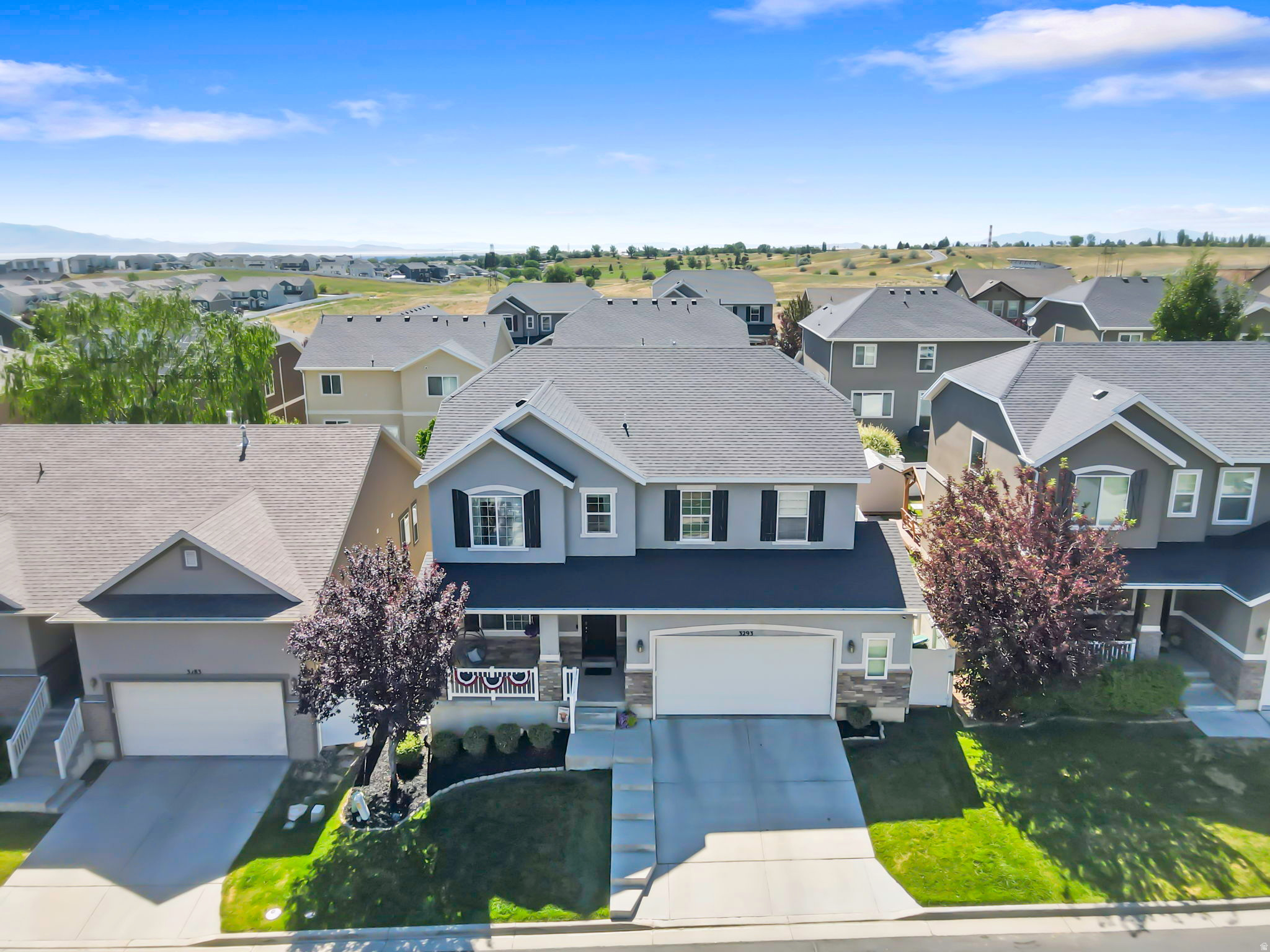 GREY HAWK - Residential