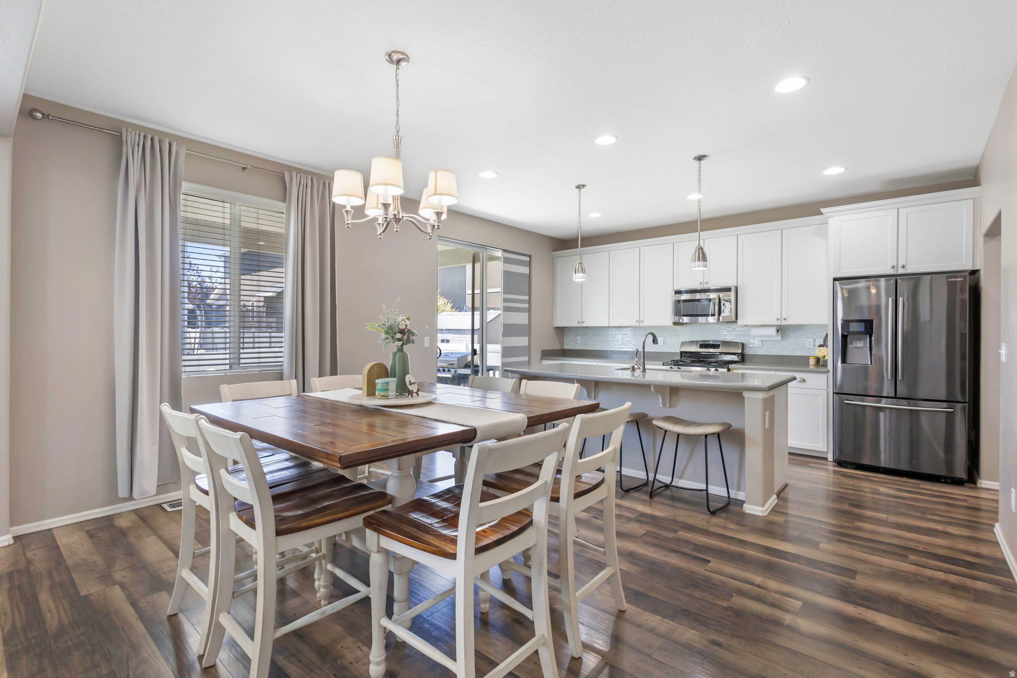 GREY HAWK - Residential