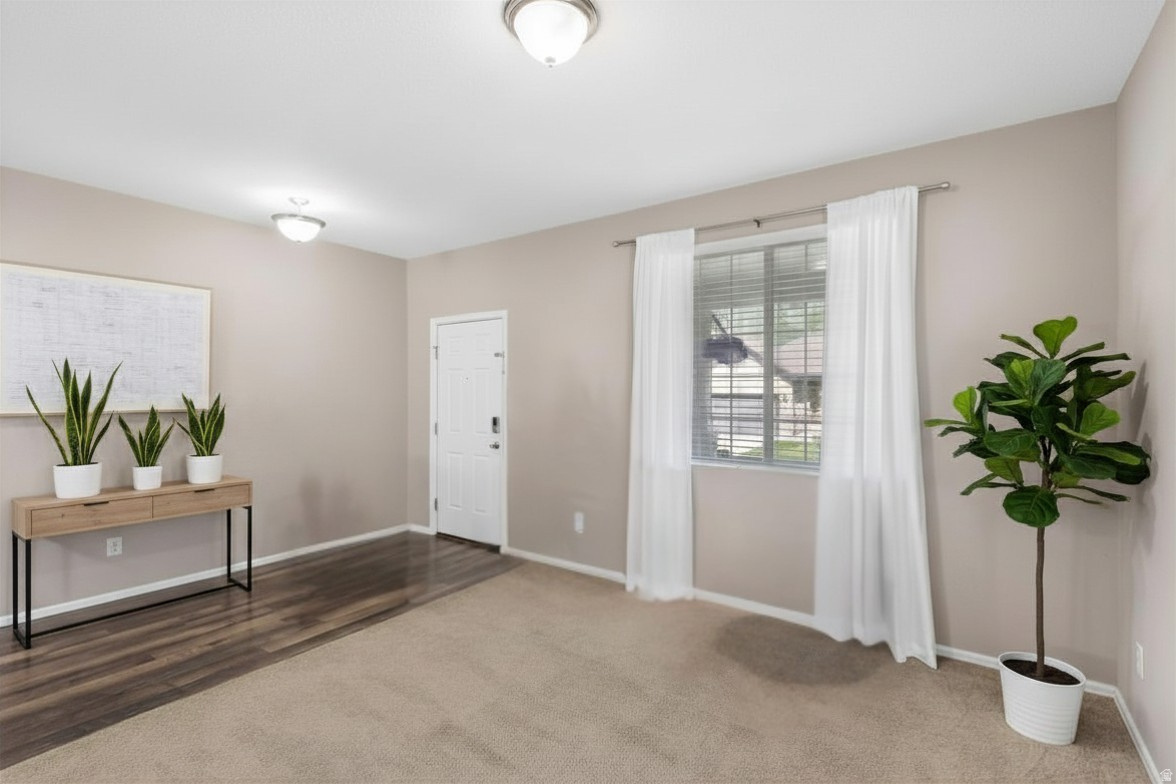 GREY HAWK - Residential