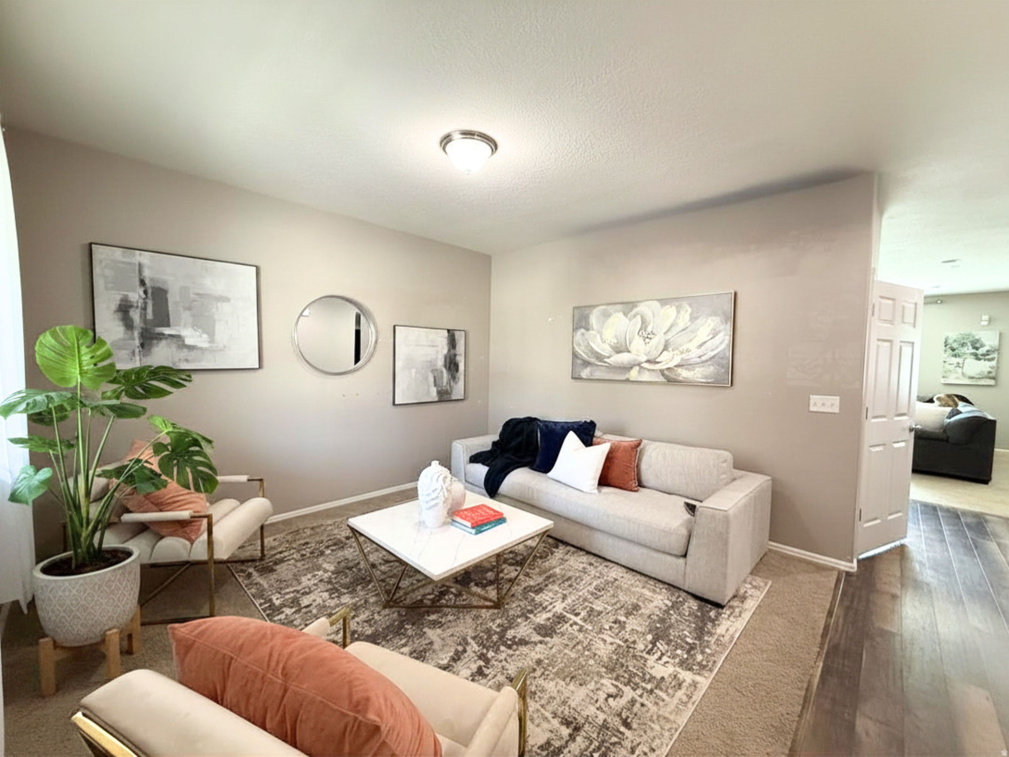 GREY HAWK - Residential