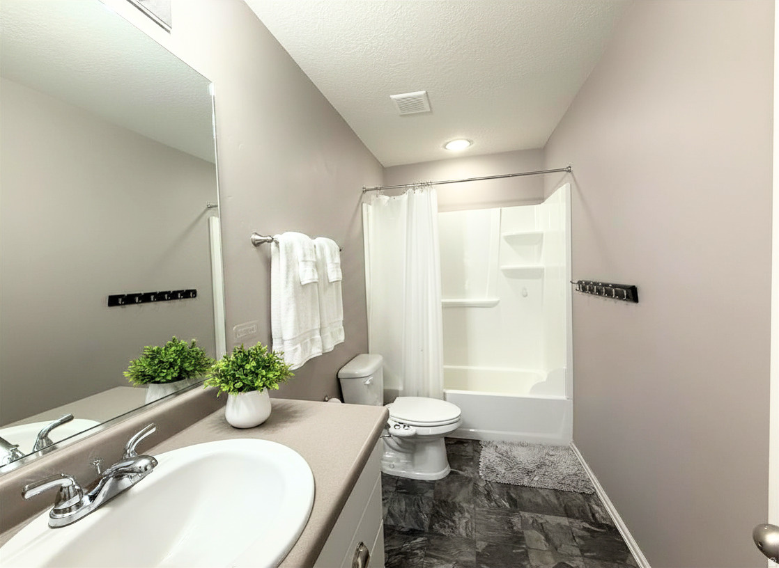 GREY HAWK - Residential