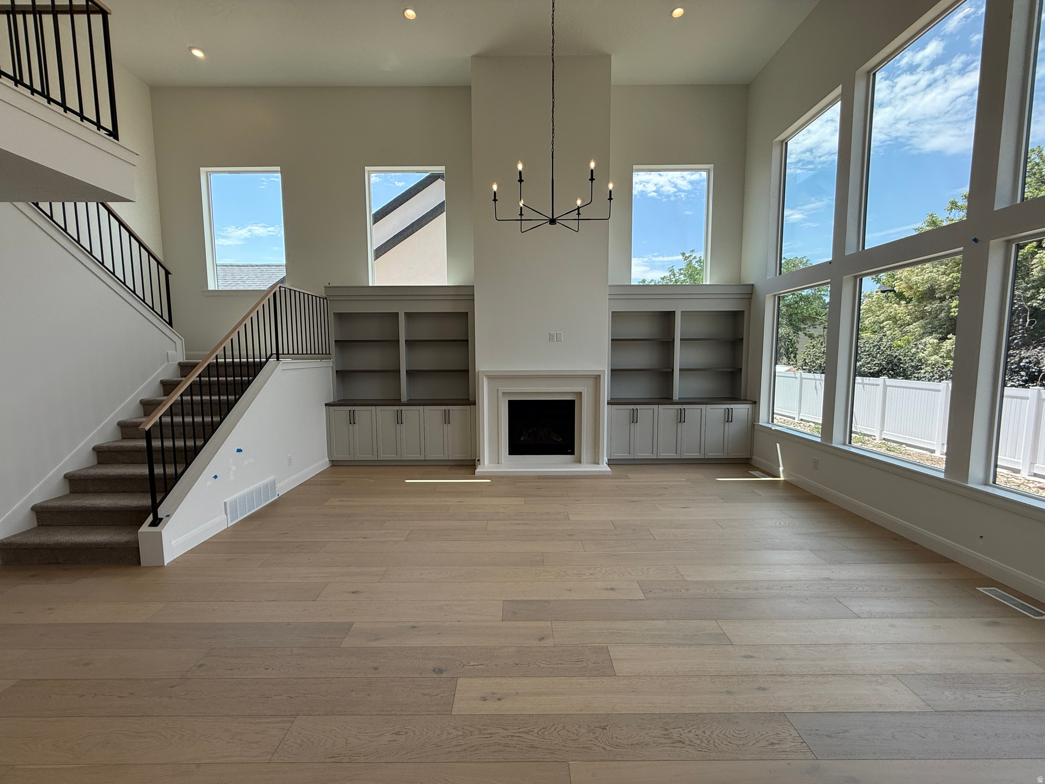 BELMONT WEST - Residential