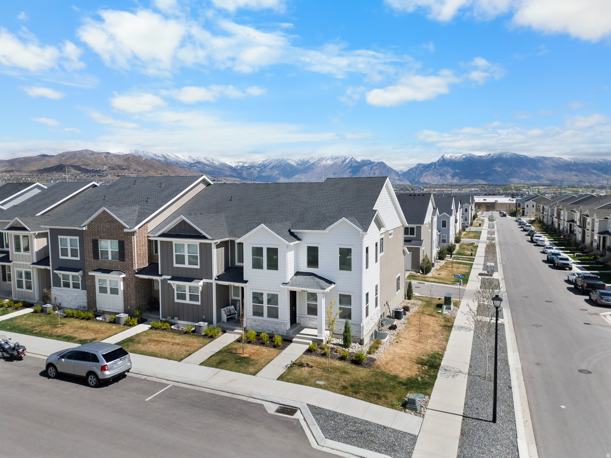 WILLOW POINT - Residential