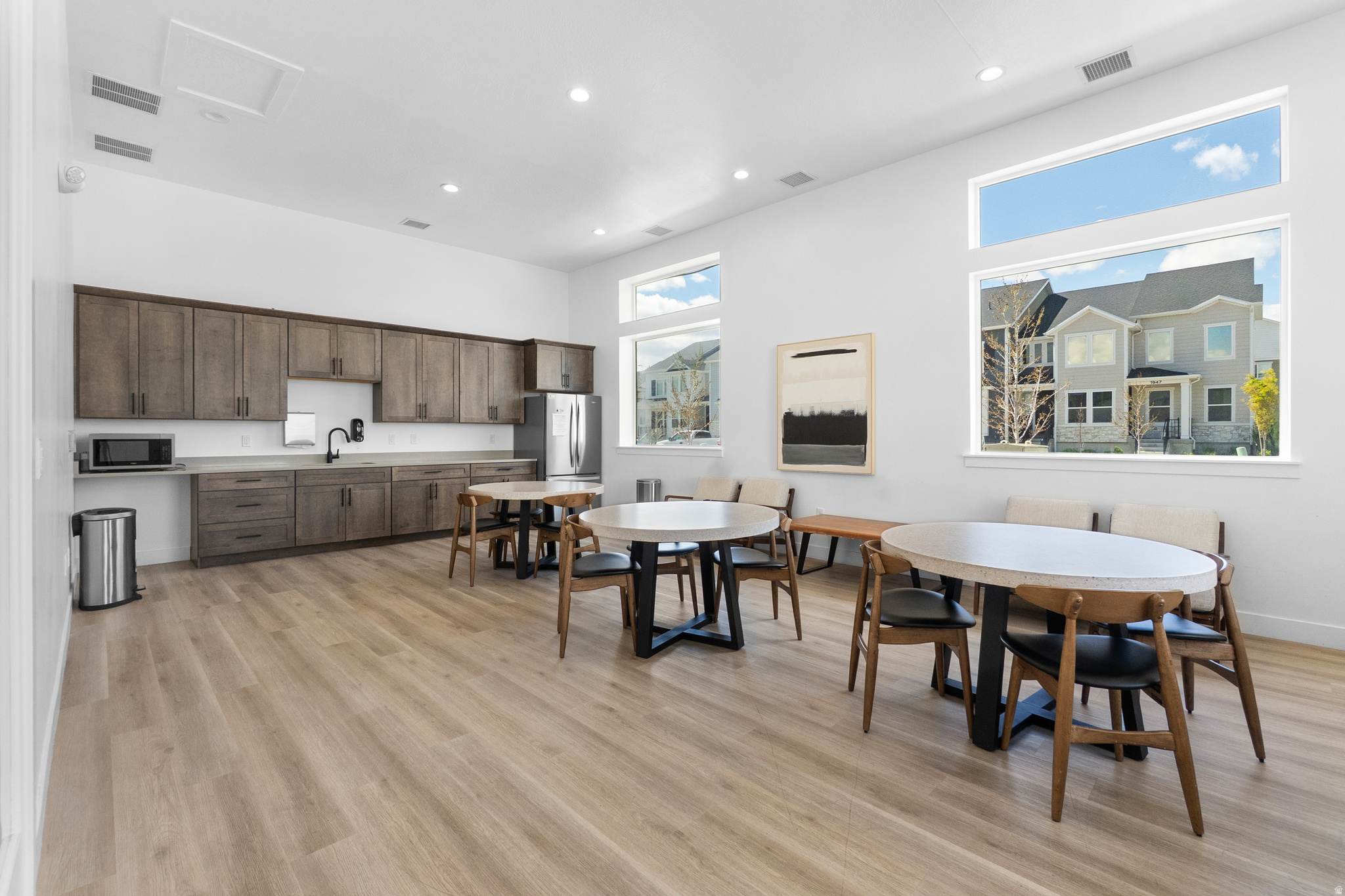 WILLOW POINT - Residential