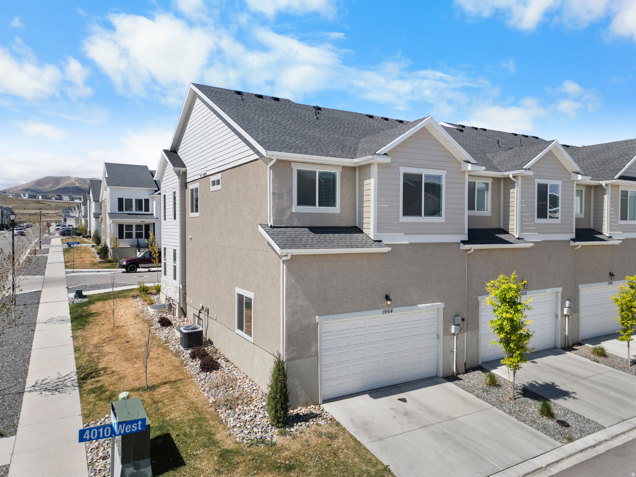 WILLOW POINT - Residential
